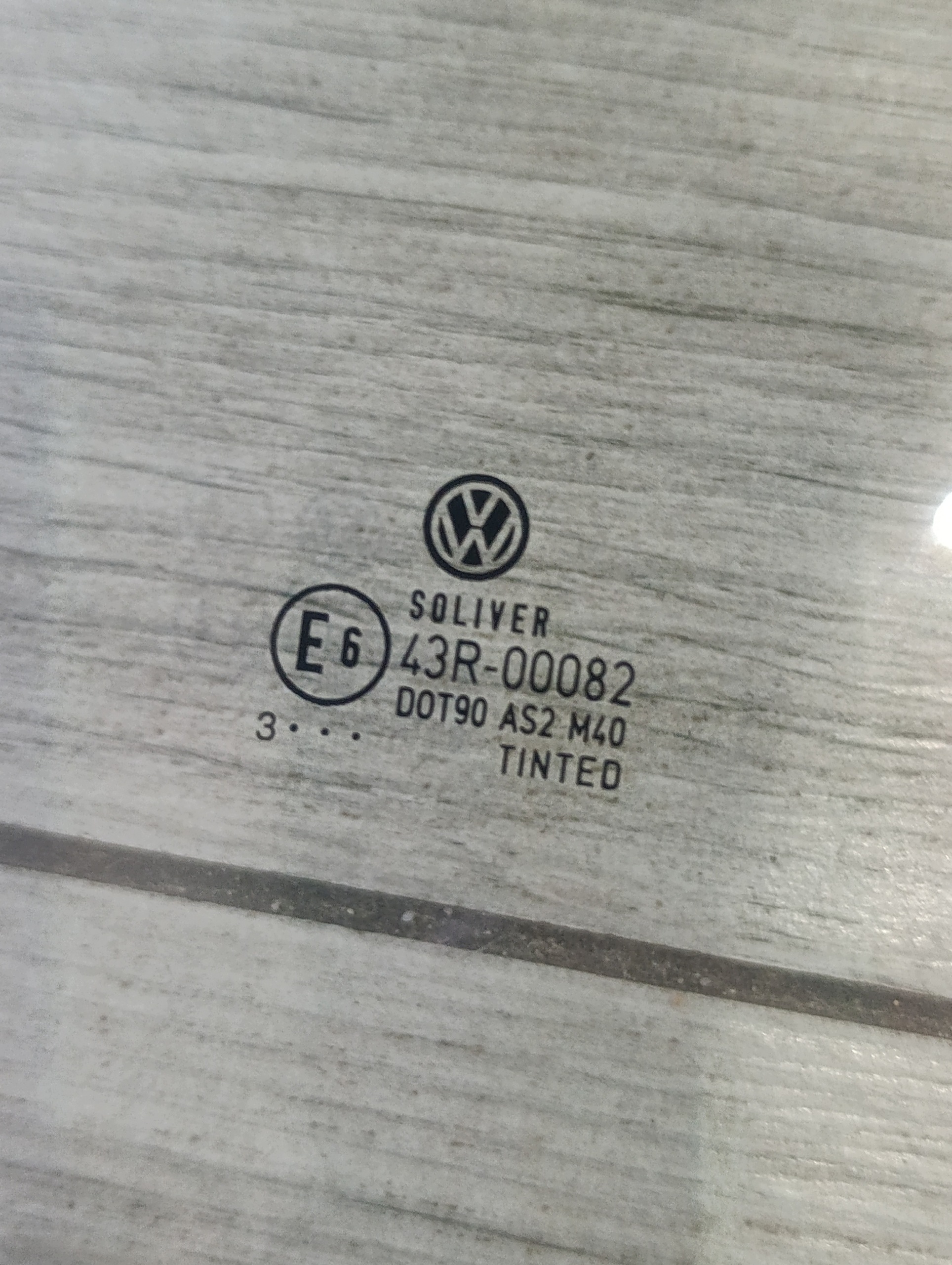Vindruta fram höger VW Passat B5 image 4