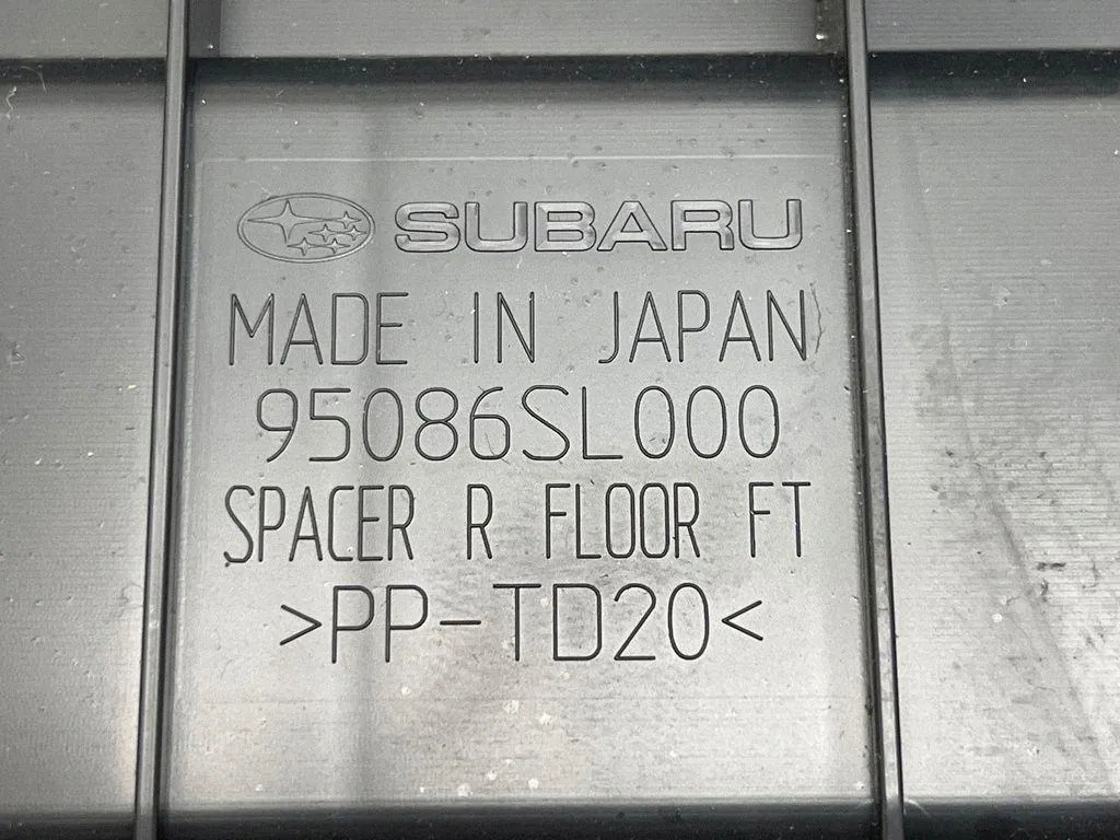 2025 Subaru Forester Elemento Maletero 95086SL000 image 3
