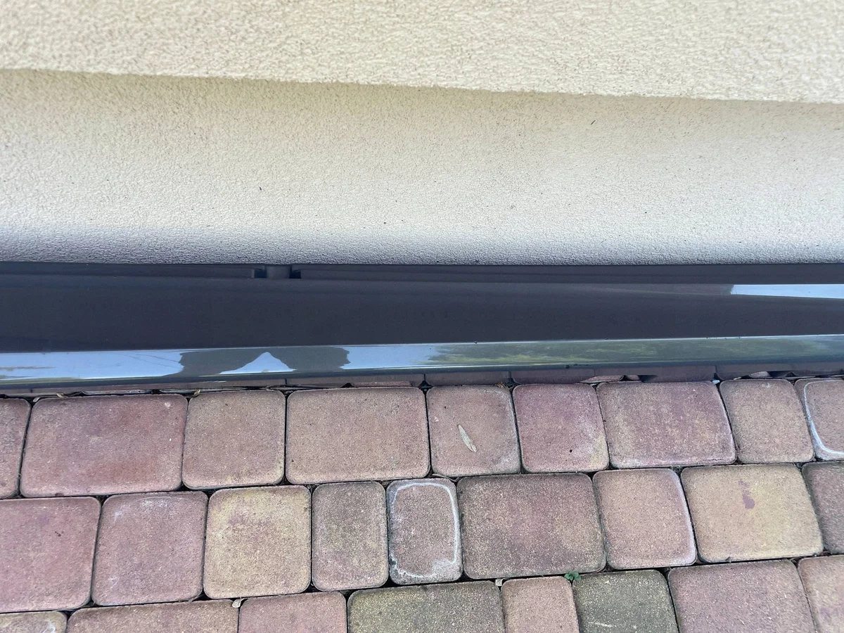 Schwellerleiste rechts BMW 5 F10 F11 M Paket image 3