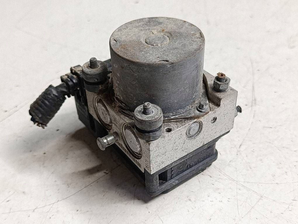 ABS-pumppu Mitsubishi Colt Z30FL 1,3 B 0265800844
