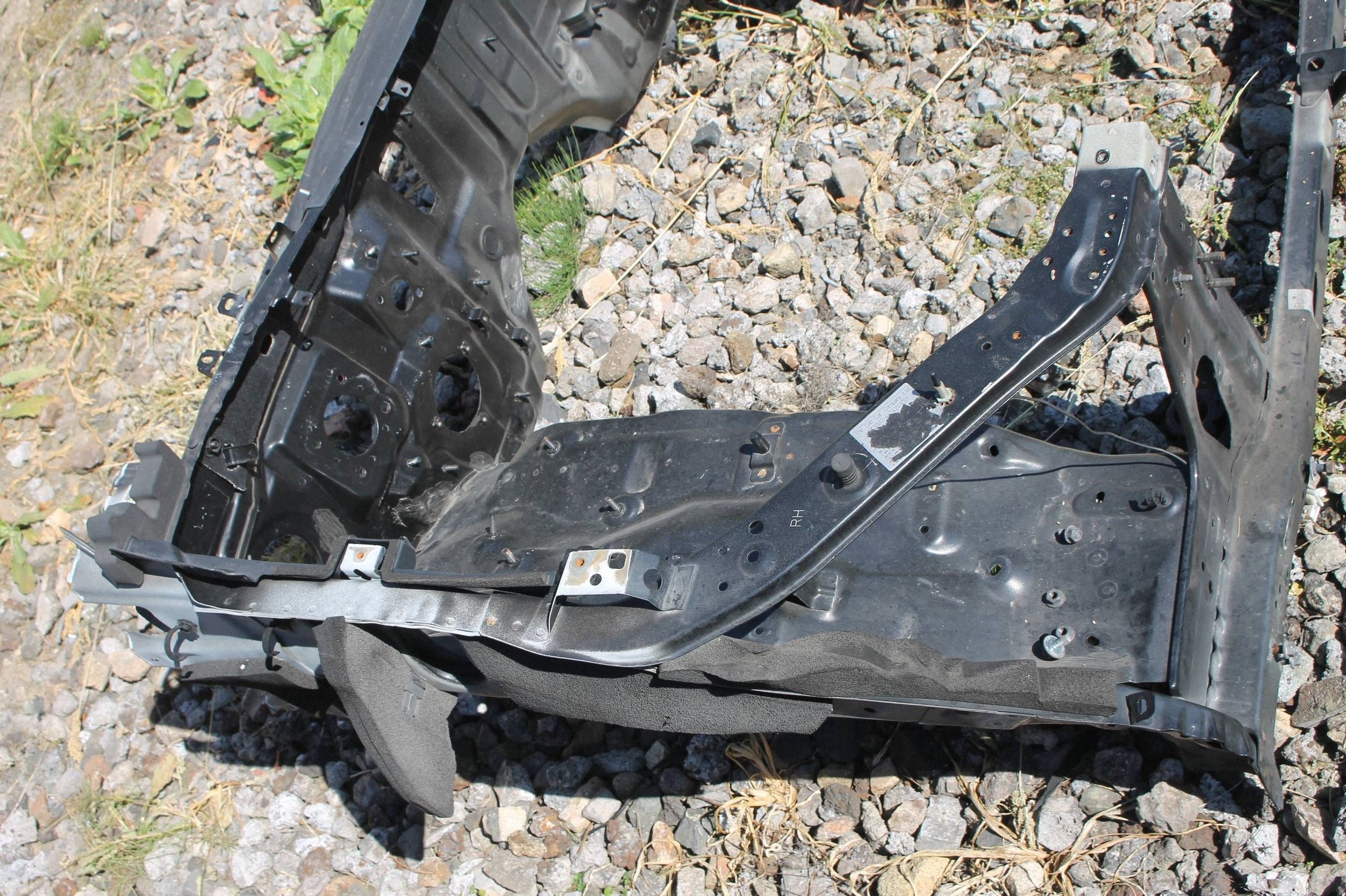 Vordere Viertel vorne links/rechts Mitsubishi L200 V image 4