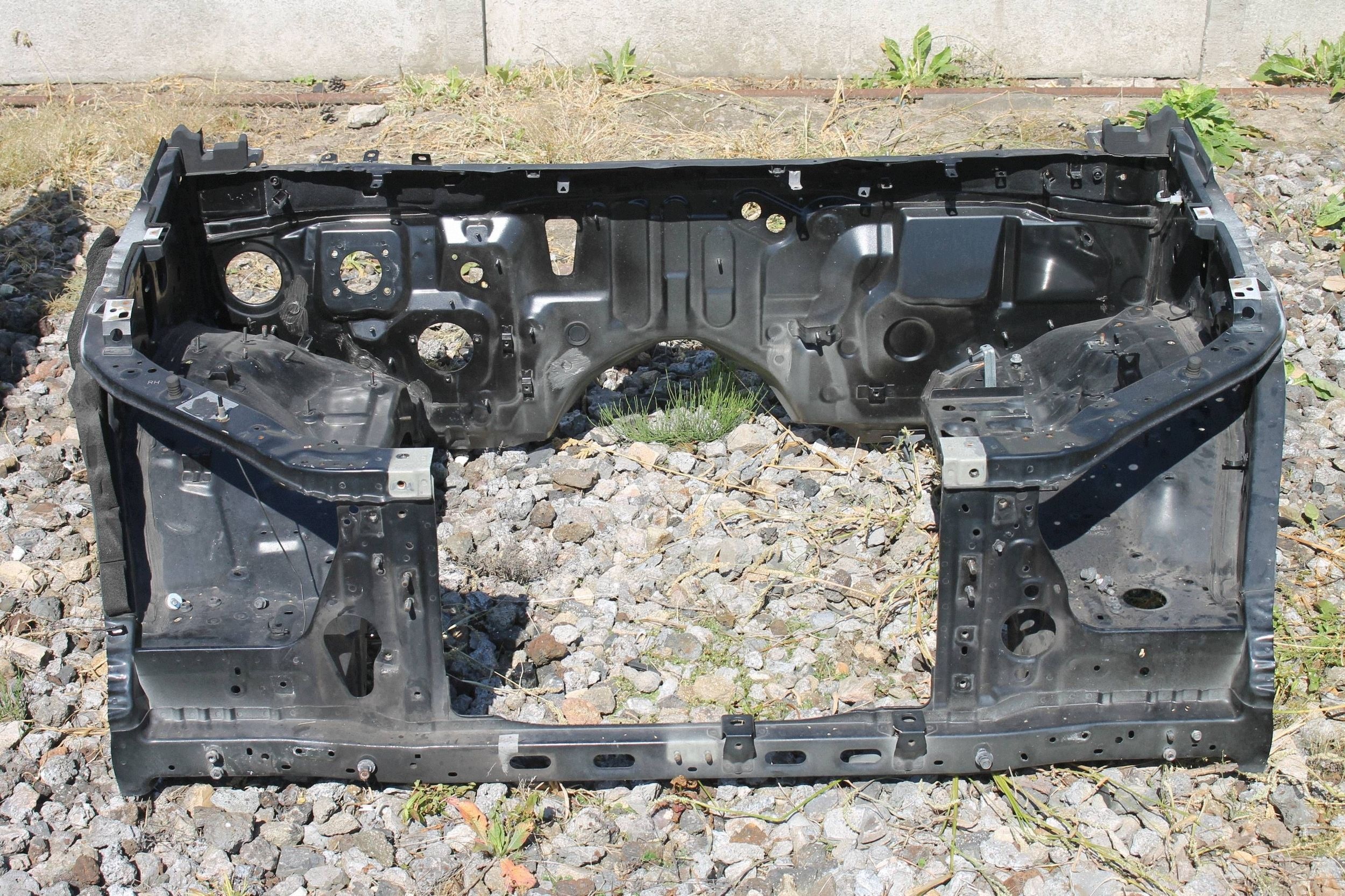 Vordere Viertel vorne links/rechts Mitsubishi L200 V image 10