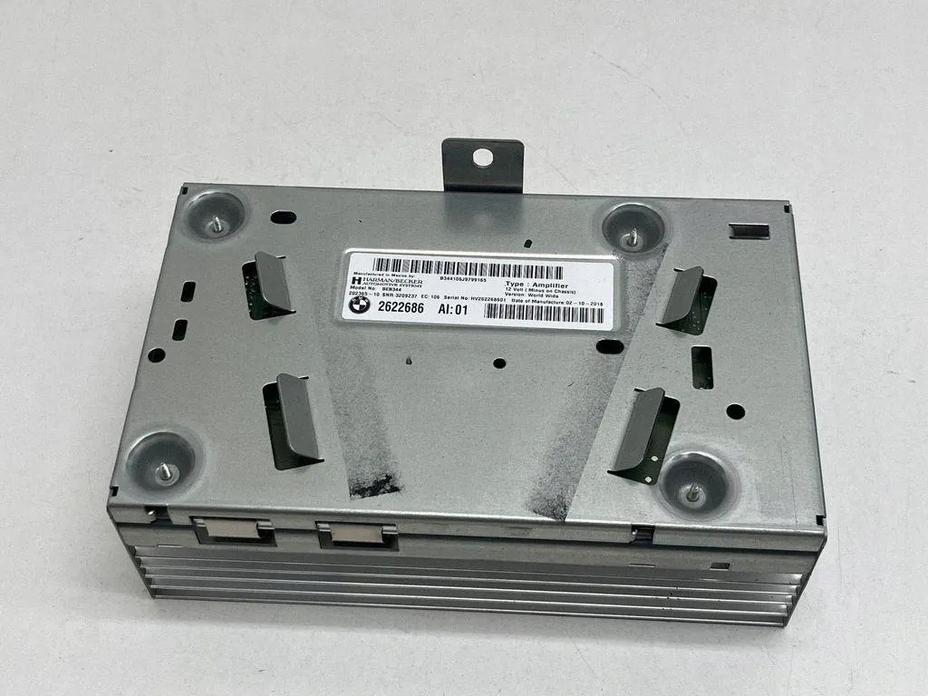 BMW X3 G01 Audio Amplifier HV262268601 image 2