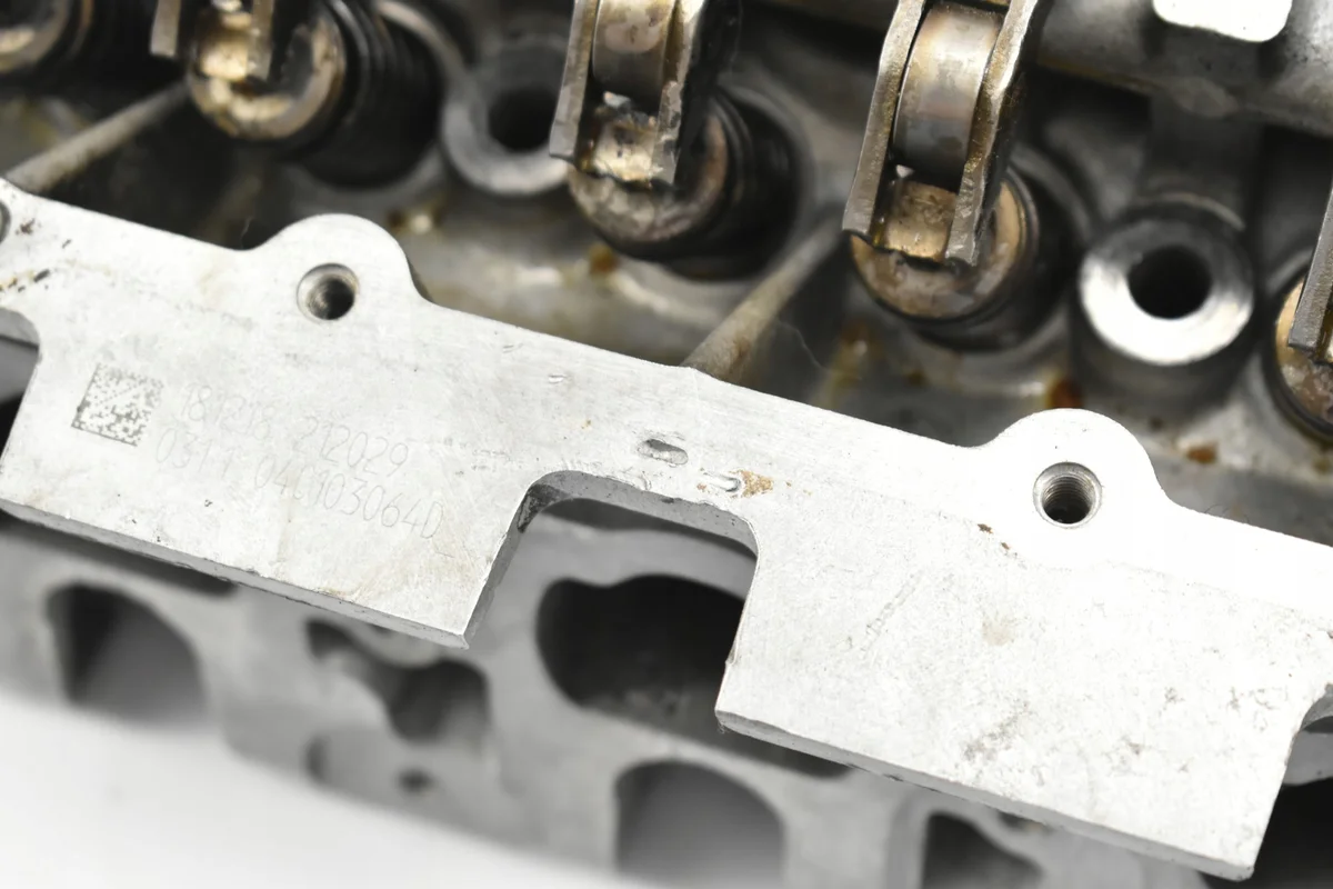 Culasse Moteur DKR 1.0TSI 04C103404L image 4