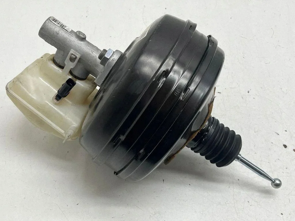 Porsche 970 Pompe Servo OE 97035502504 image 2