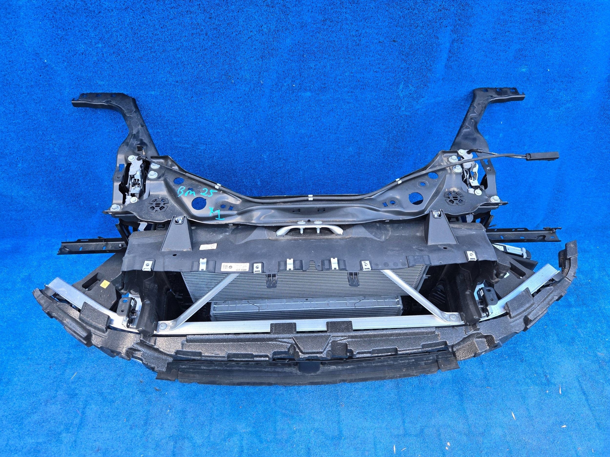 BMW X1 U11 Bumper Reinforcement 9847023 image 8