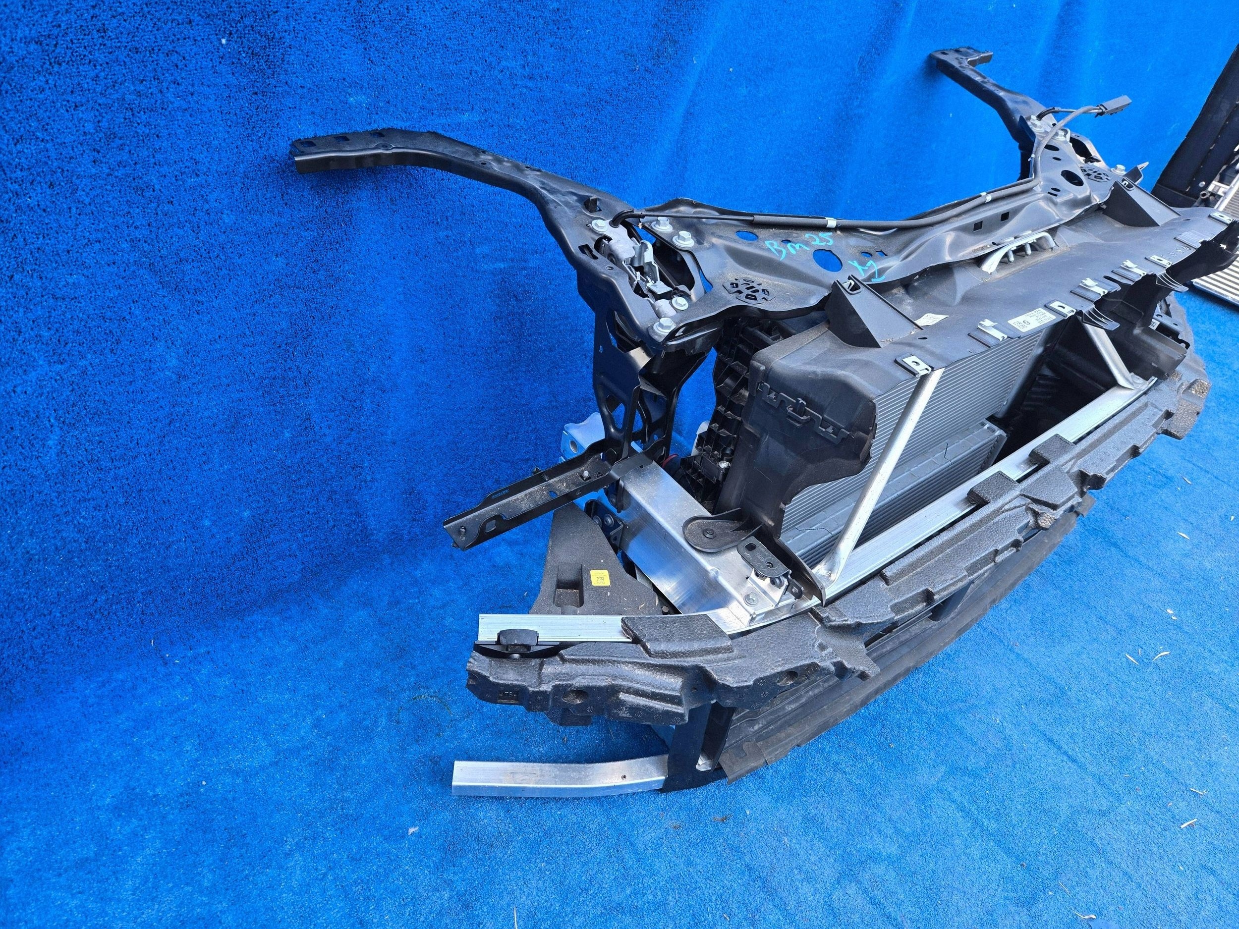 BMW X1 U11 Bumper Reinforcement 9847023 image 9