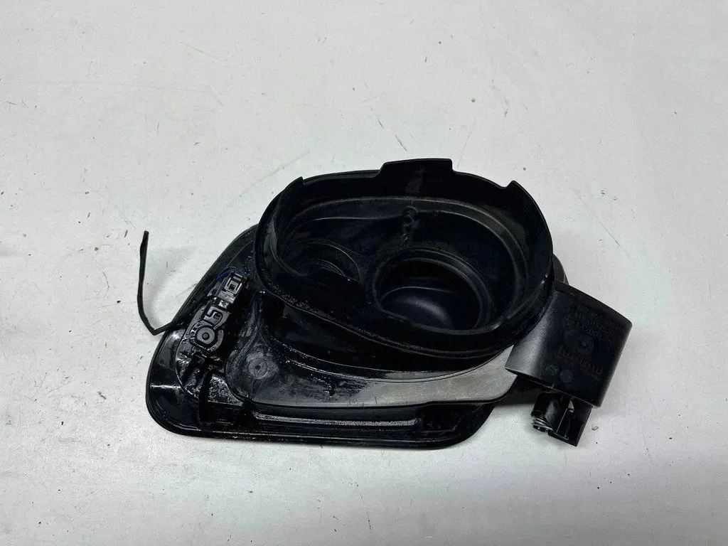 Brandstofklep BMW X2 (F39) 36013586 image 3