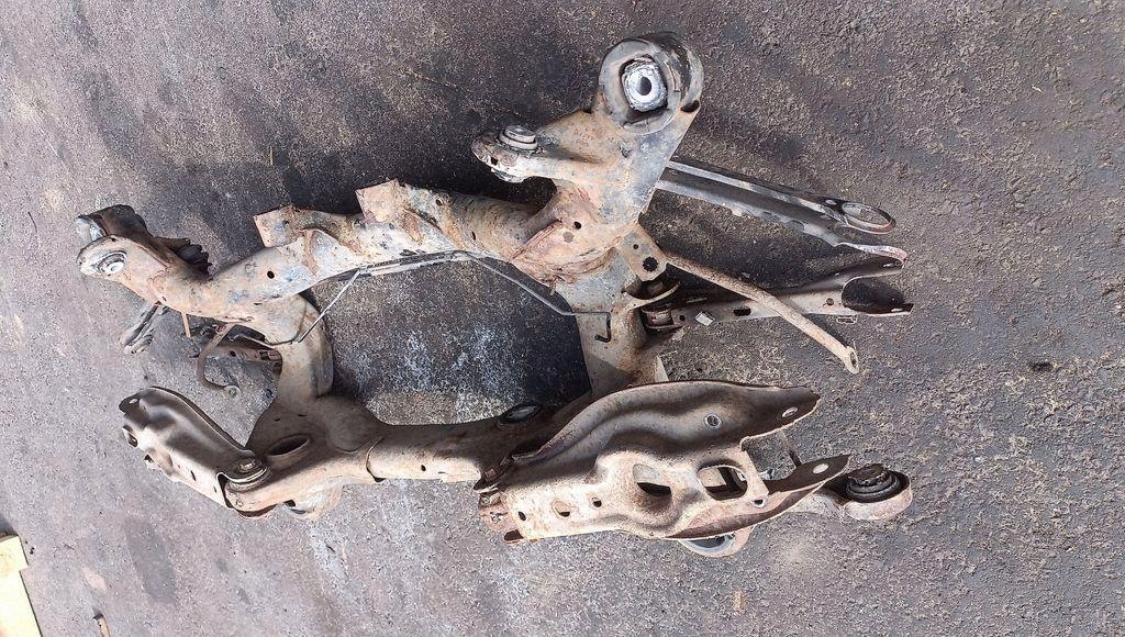 BMW X1 E84 Barre suspension arrière 6793164 image 8