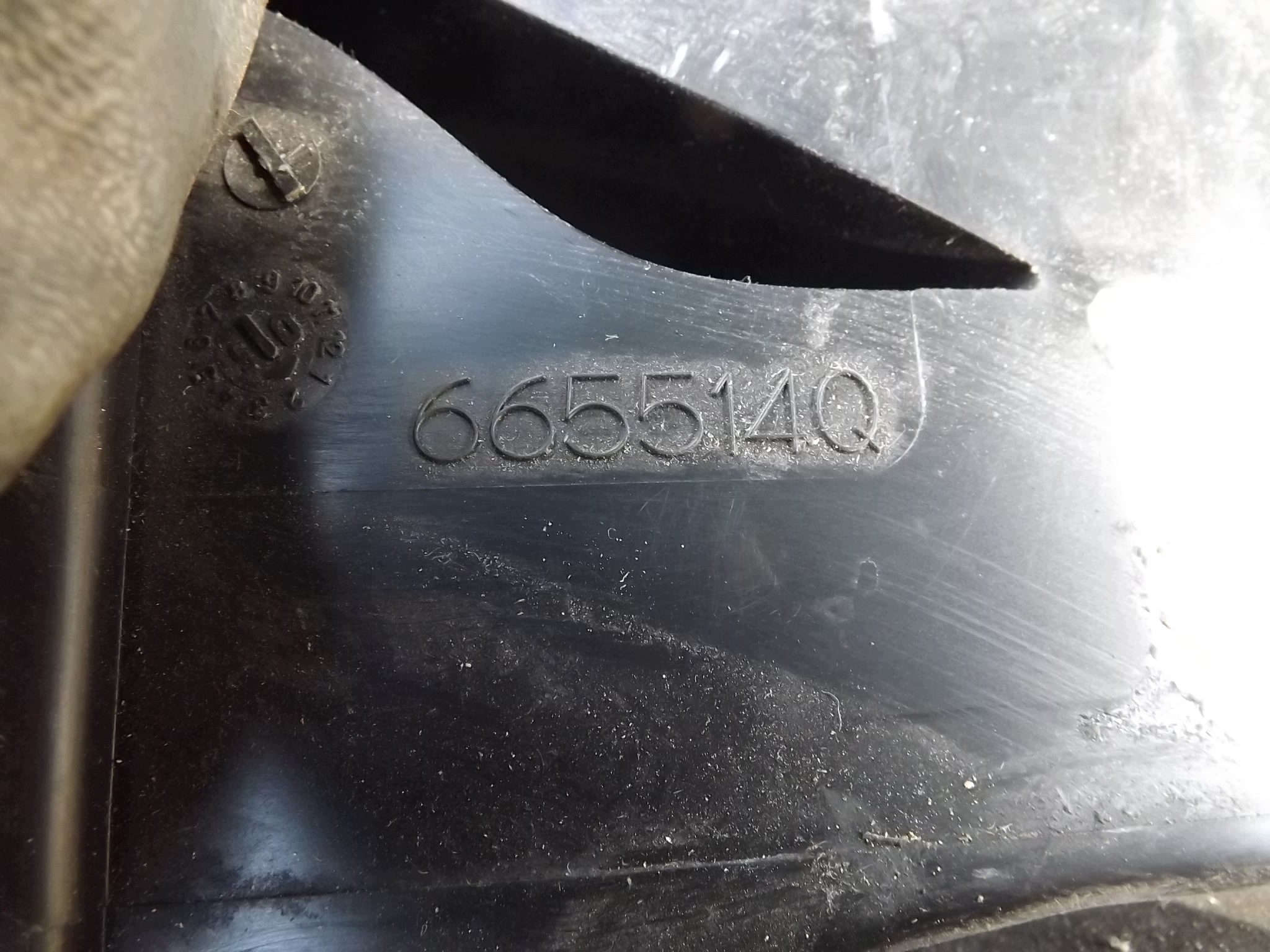 Audi A4 B6 B7 conducto aire 8E1819389 image 5