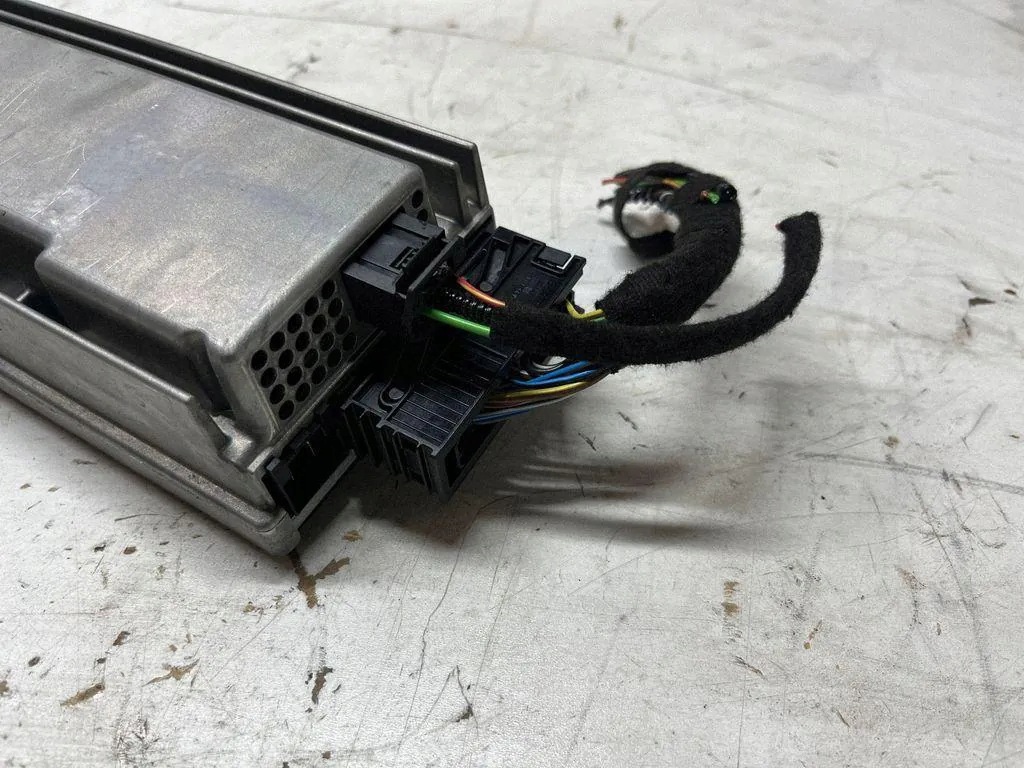 Amplificateur BMW X5 E70 X6 E71 E72 9224236 image 3