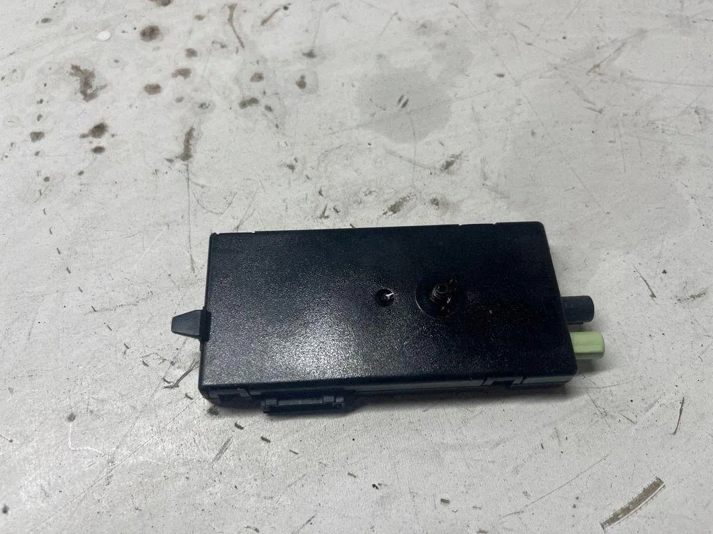BMW F30 Antennenverstärker 9231178