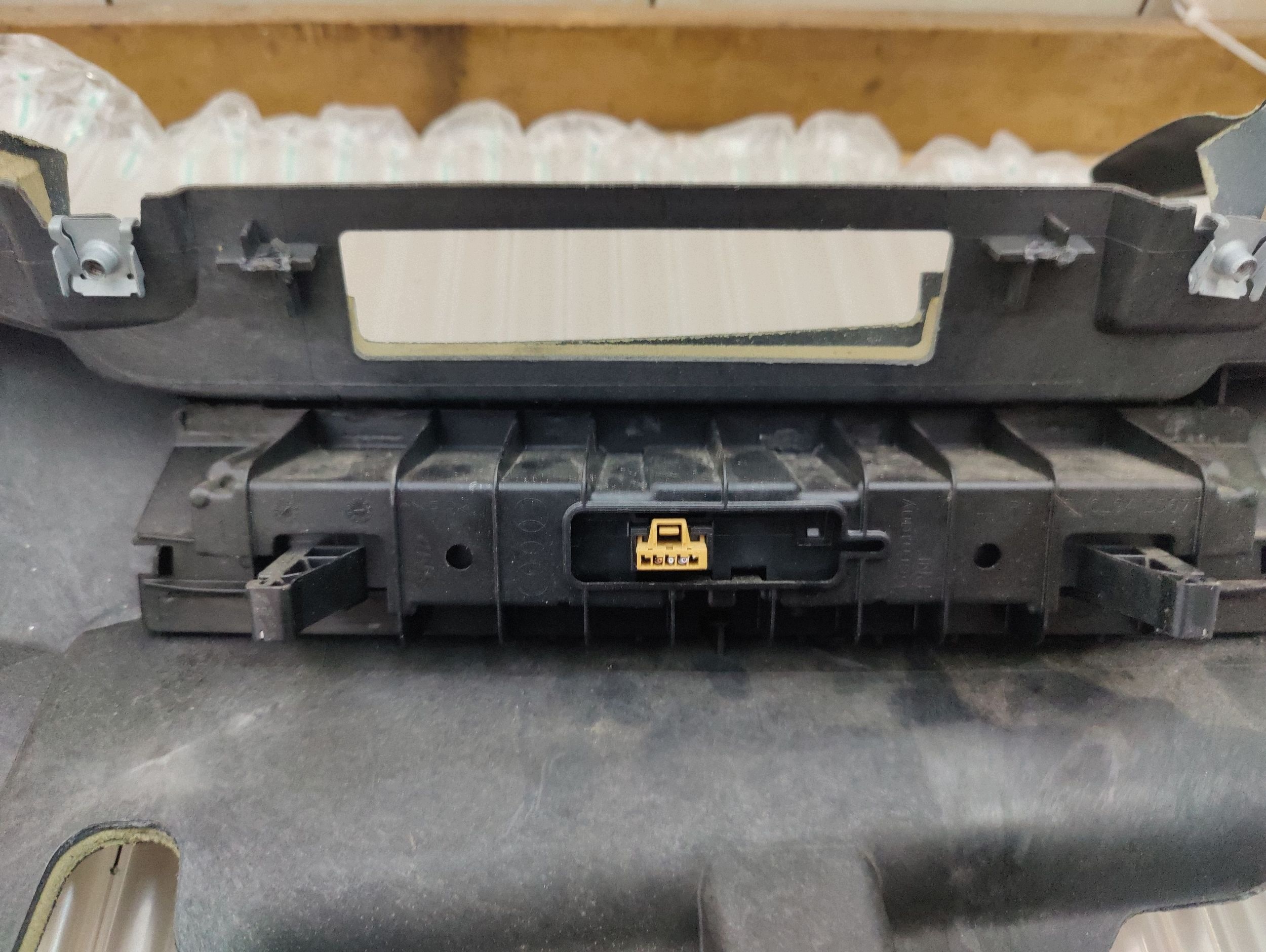 Cache sous volant Audi A4 S4 B9 8W0941567 image 7