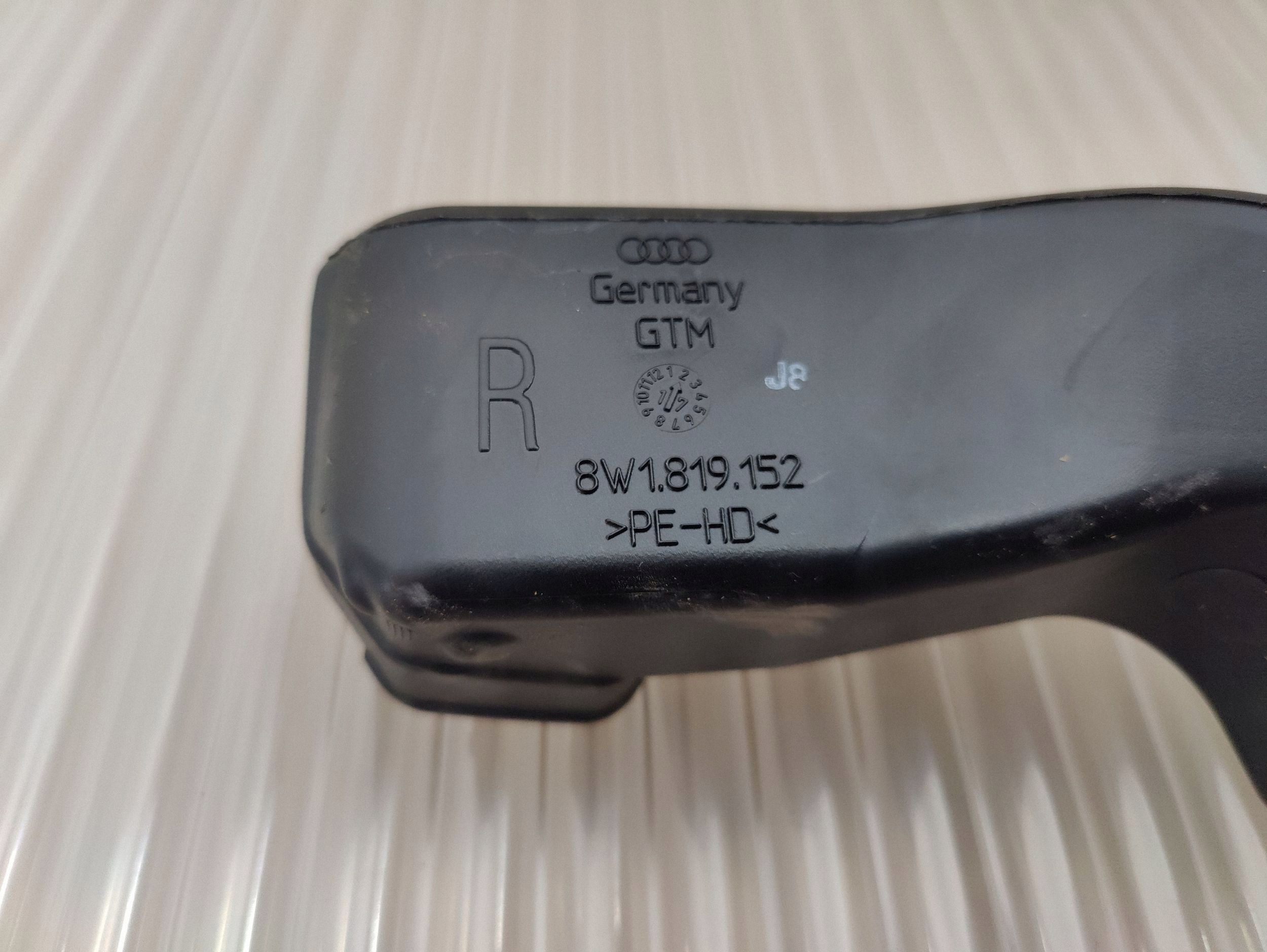 Audi RS5 2019 Sisäilman suodatin image 5
