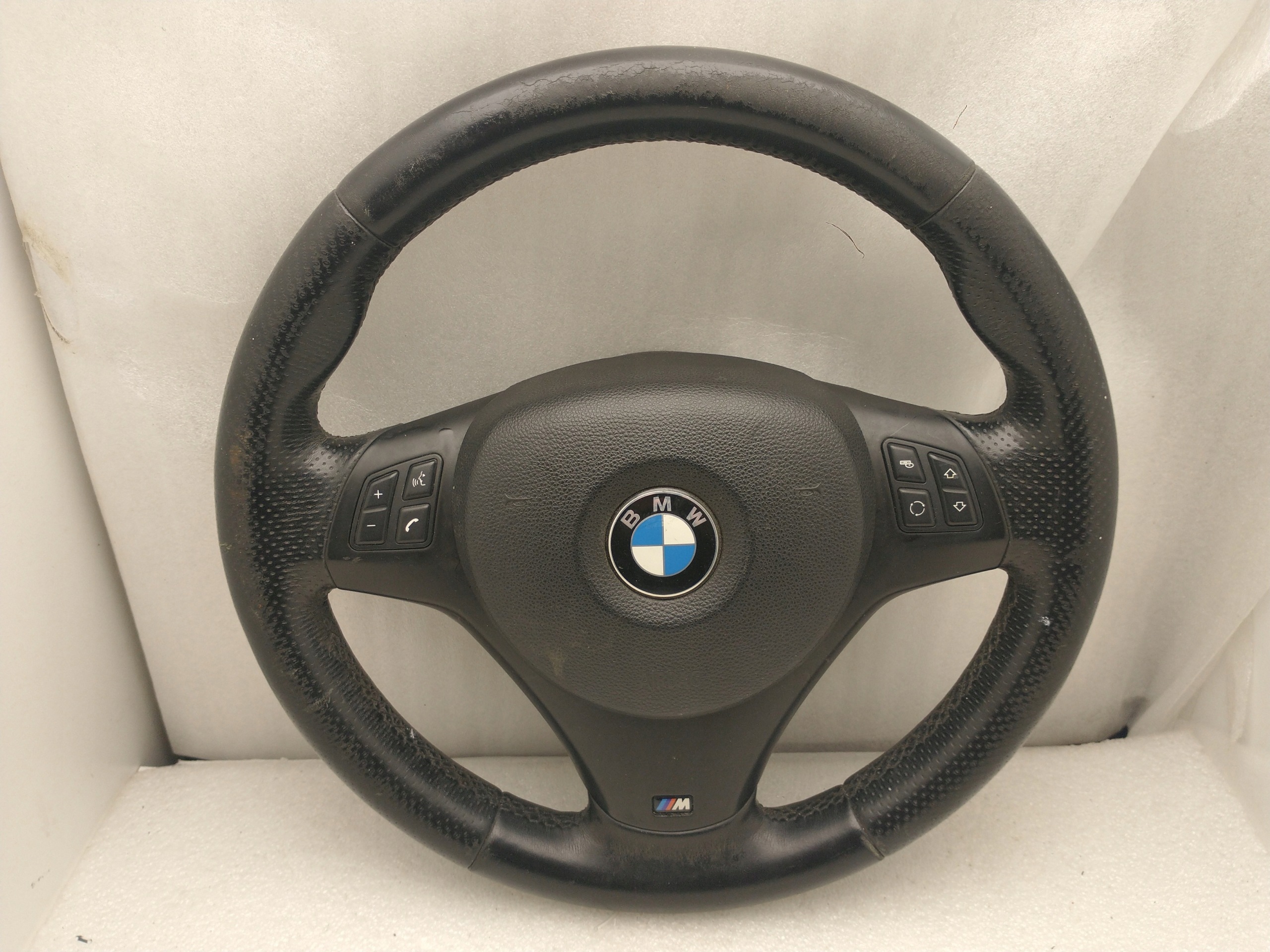 BMW 320 E90 Volant M-Pack Cuir Multifonction 7839075-03 image 2