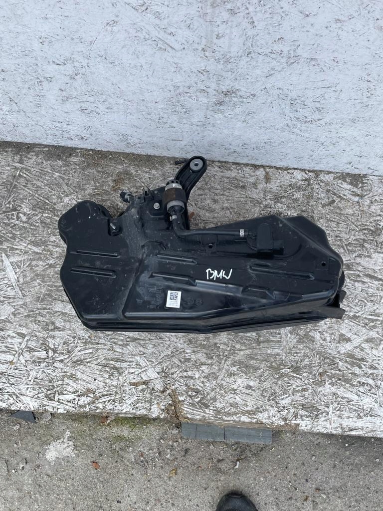 BMW F20 F21 AdBlue-säiliö OEM 7407232-04