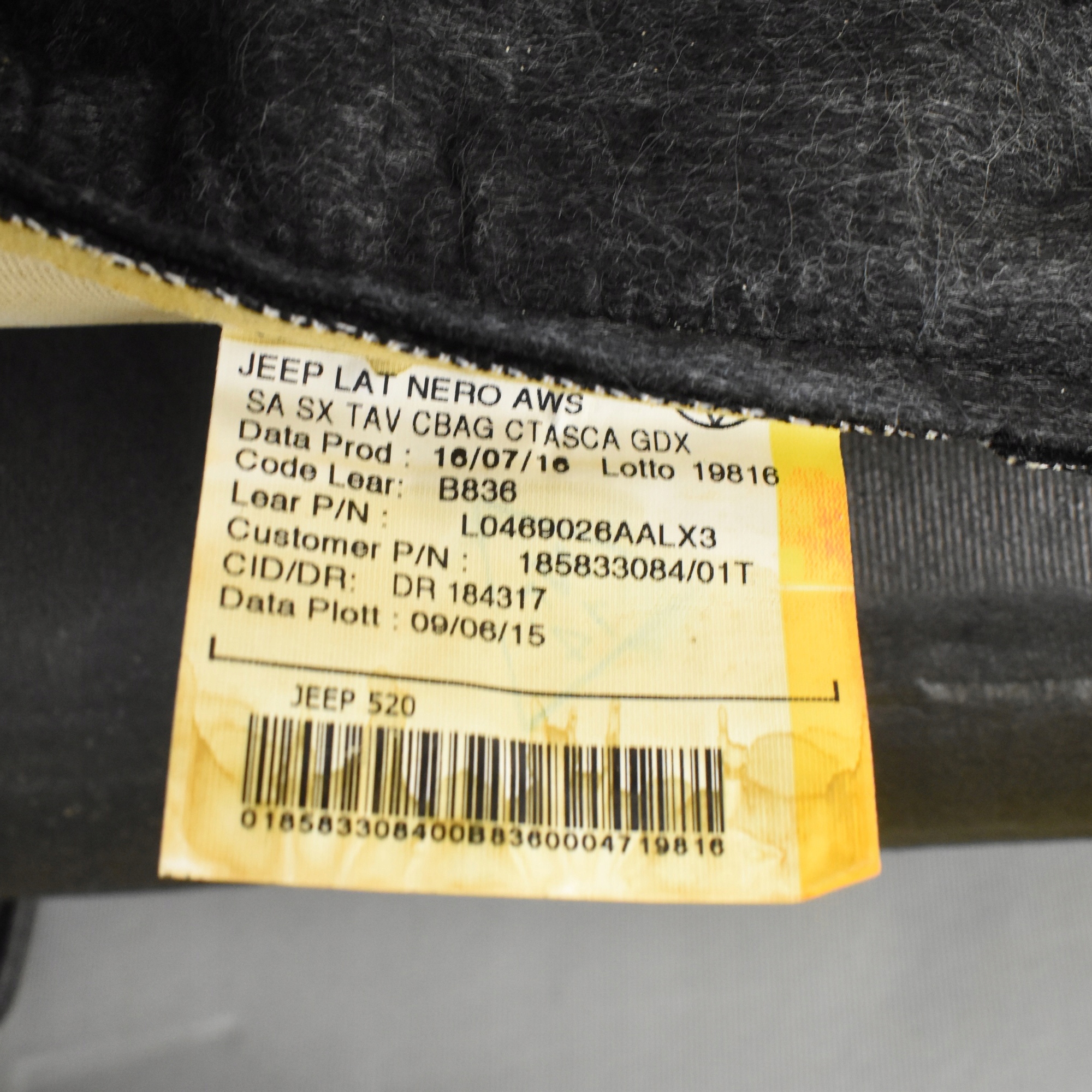 Assento Dianteiro Esquerdo Jeep Renegade OEM 6002070205 image 7
