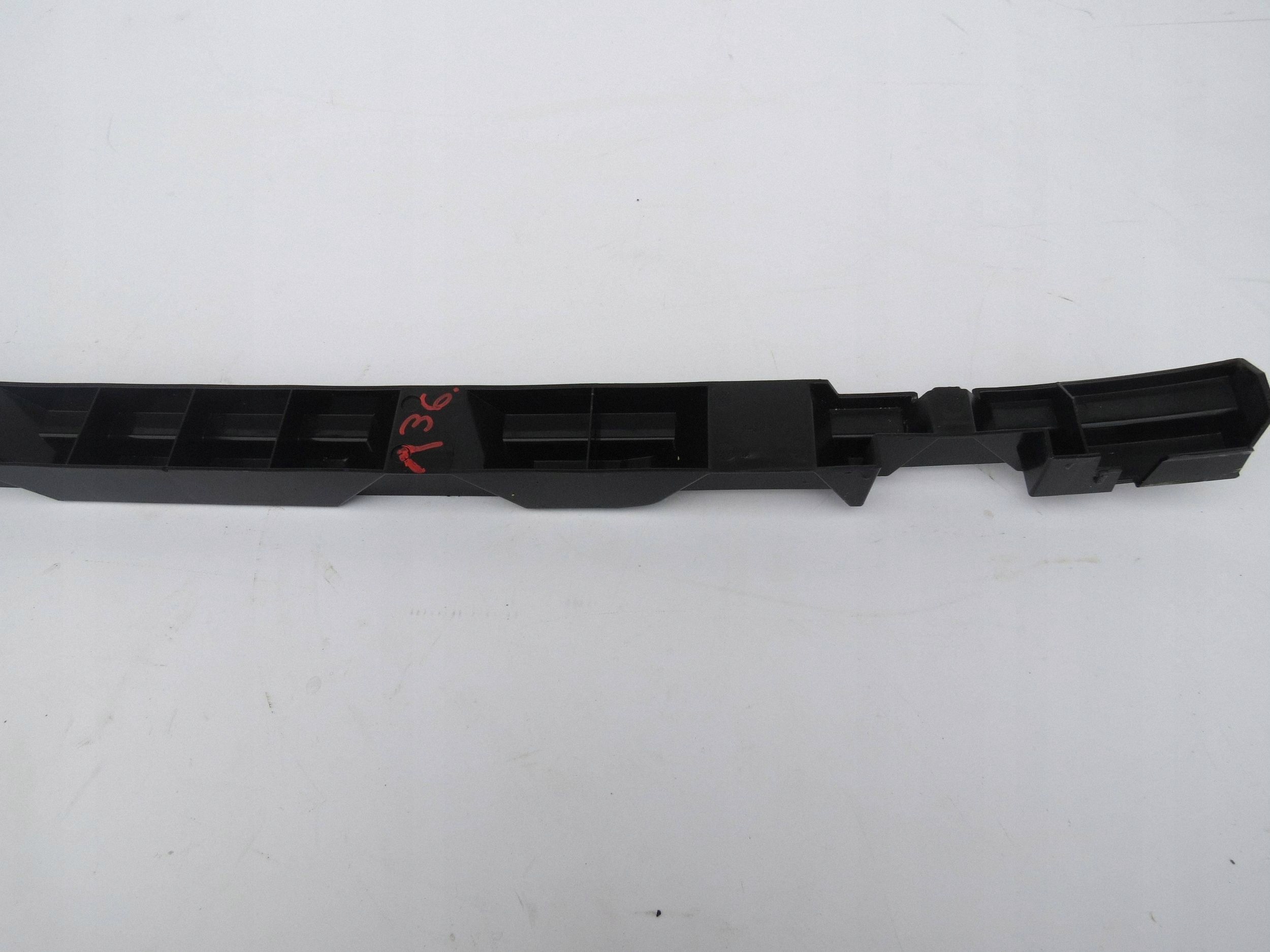 Soporte parachoques Volvo S90 31449280 image 6