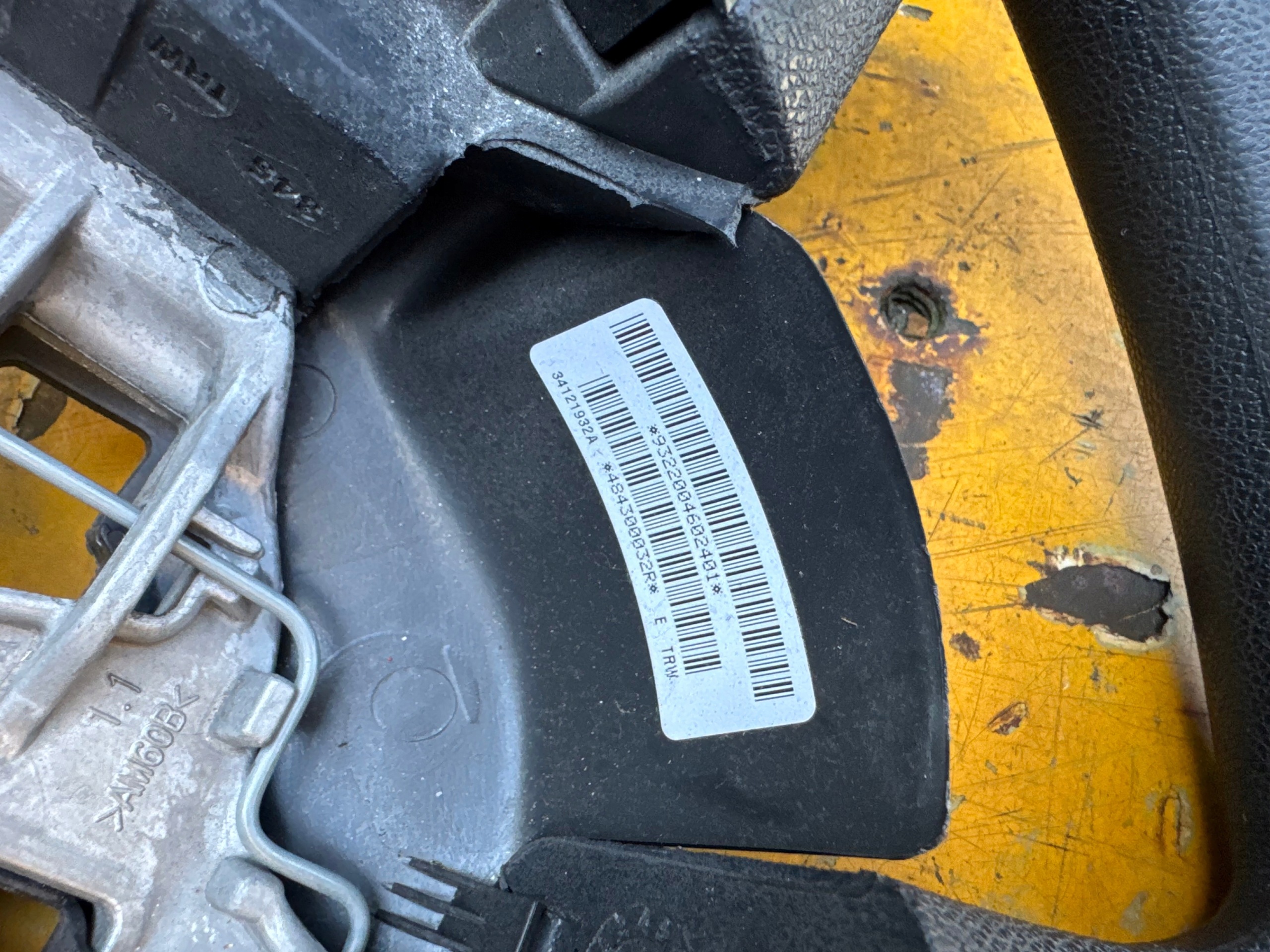 Ohjauspyörä Renault Master III 484300032R image 3