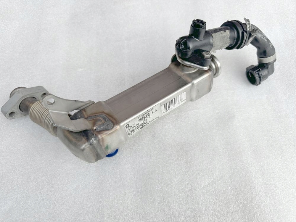 Refroidisseur EGR BMW 7799065 7792622 7787870 image 2