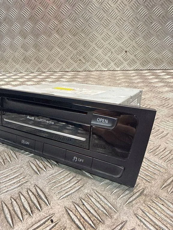 Audi MMI 3G+ Radio Q5 8R 8R1035666C image 3