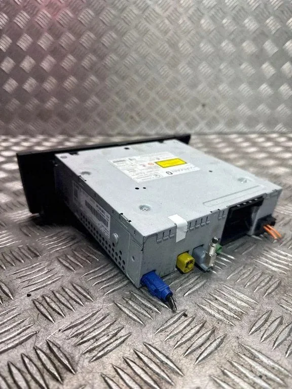 Audi MMI 3G+ Radio Q5 8R 8R1035666C image 4