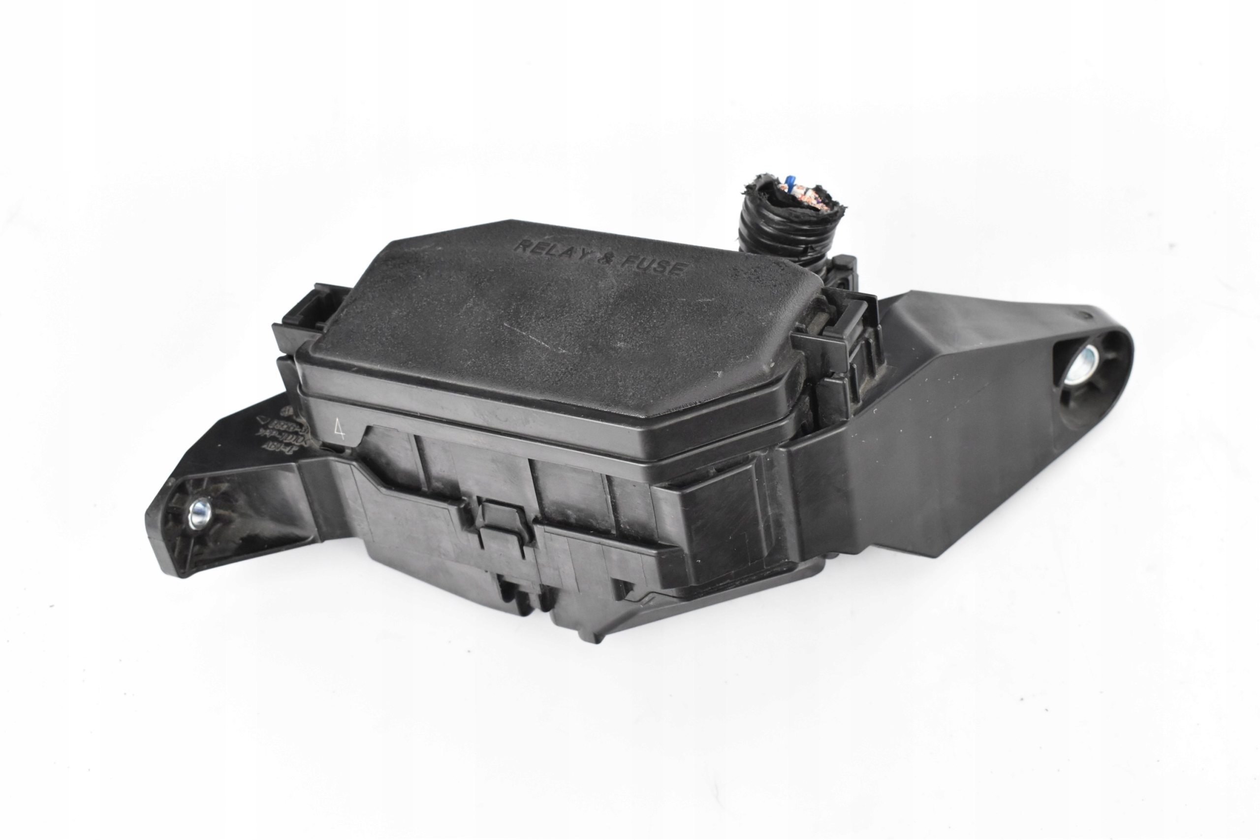 Säkringsbox Toyota Prius IV XW50 82662-47190 image 2