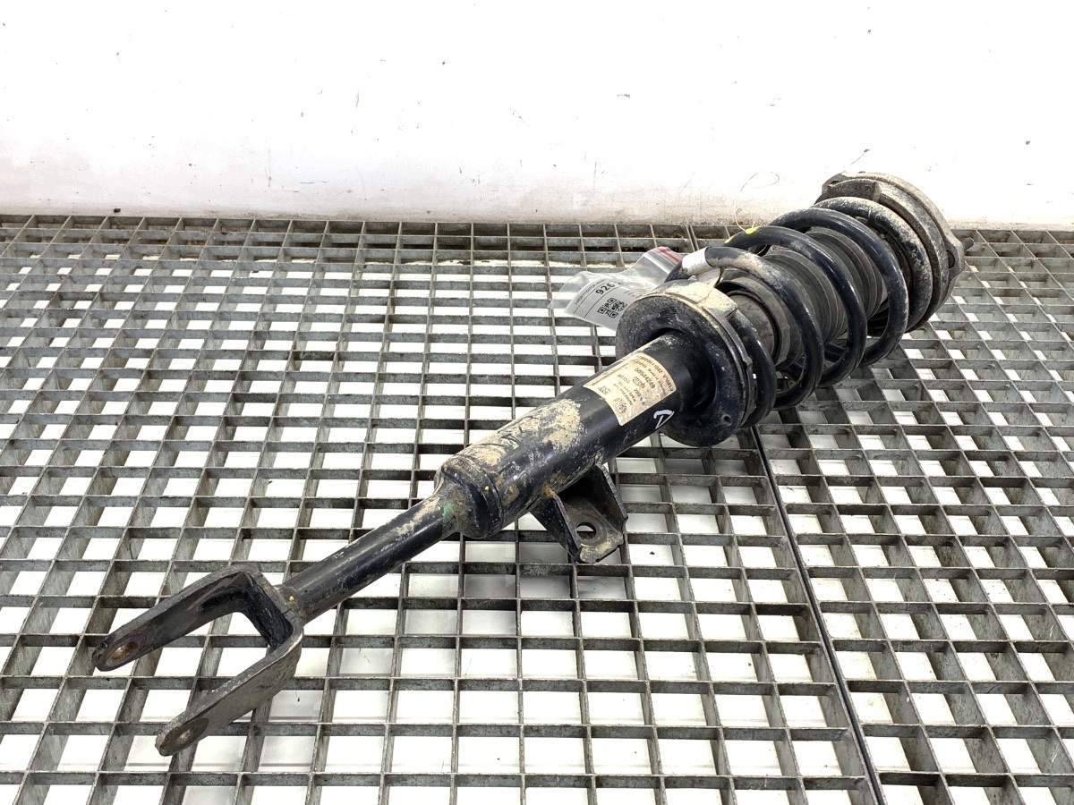 Front Right Shock Absorber with Spring Alfa Giulia 2.0 OEM 50544249