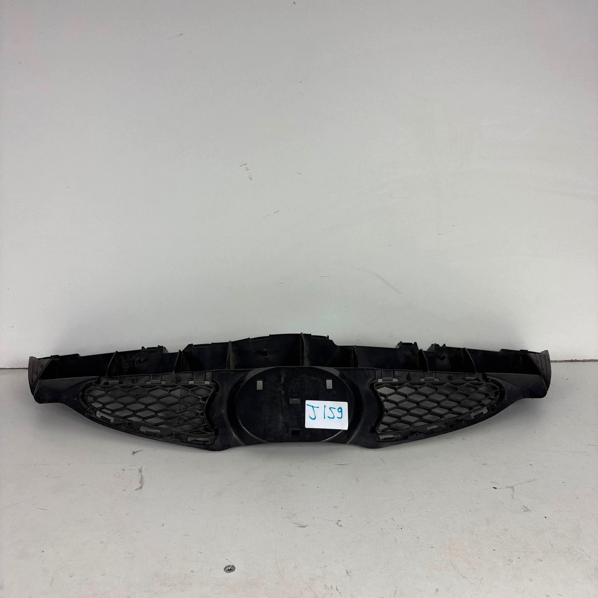 Grelha para Toyota Aygo AB10 Usada image 4