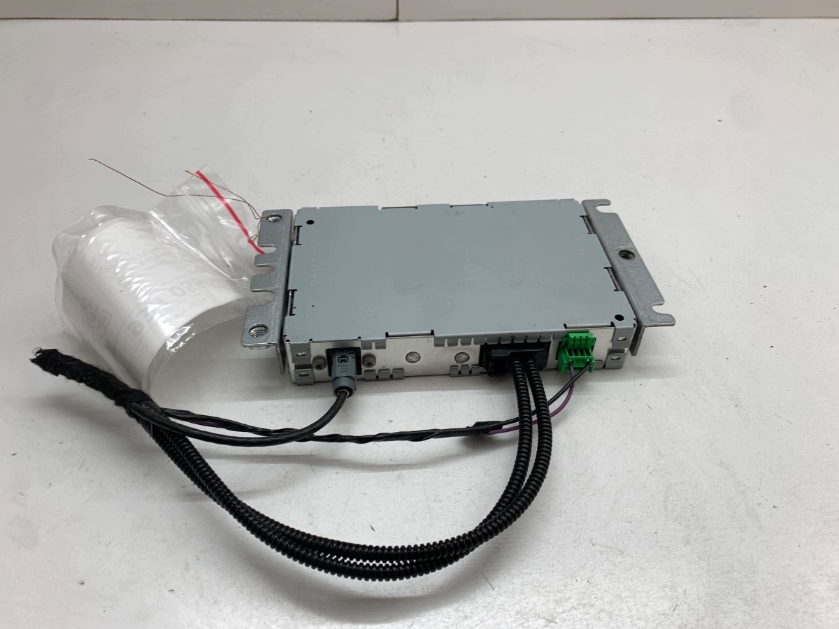 Radio-soitin Jaguar XJ DPLA14C740AA