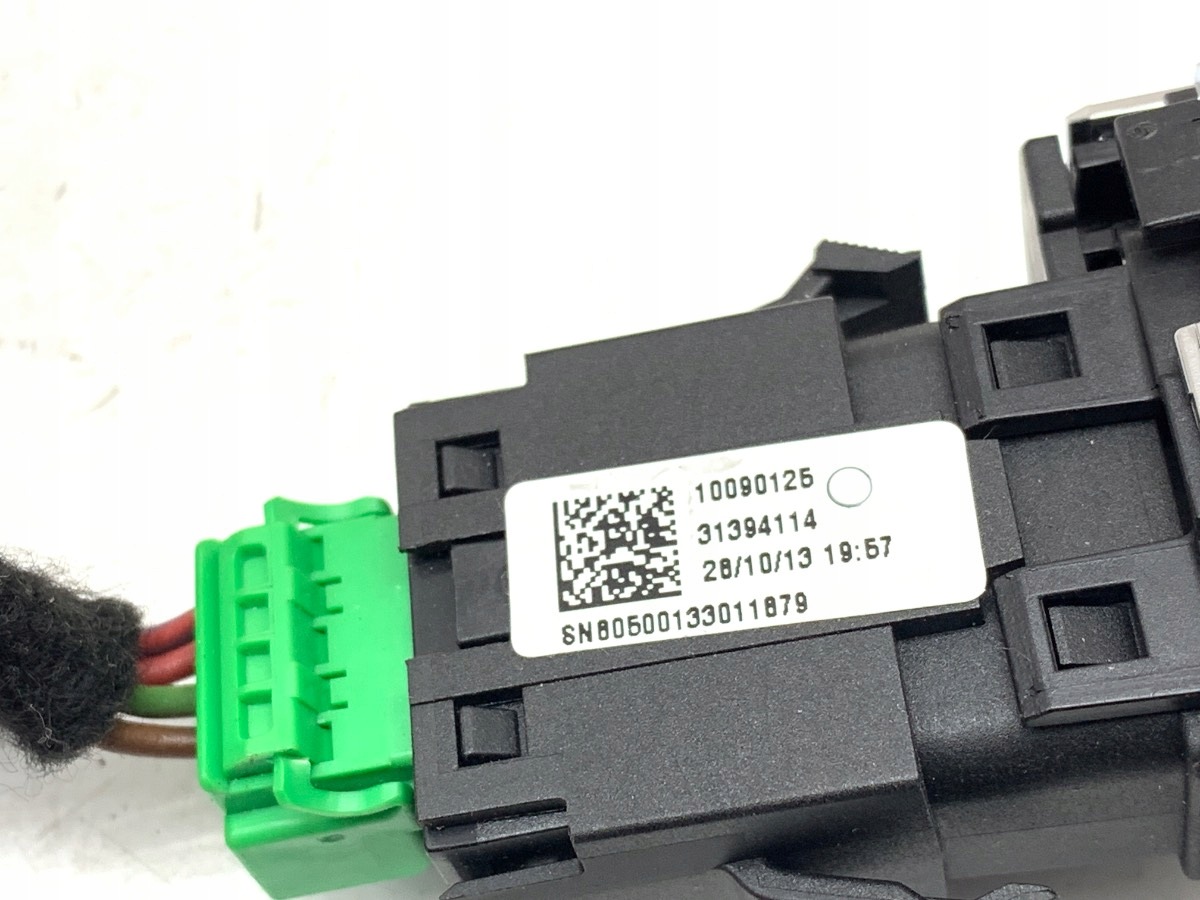 Volvo V40 Ignition Switch LORK-504-55098 image 3