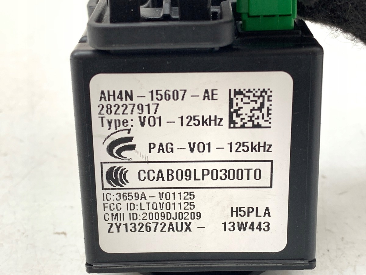 Volvo V40 Ignition Switch LORK-504-55098 image 4