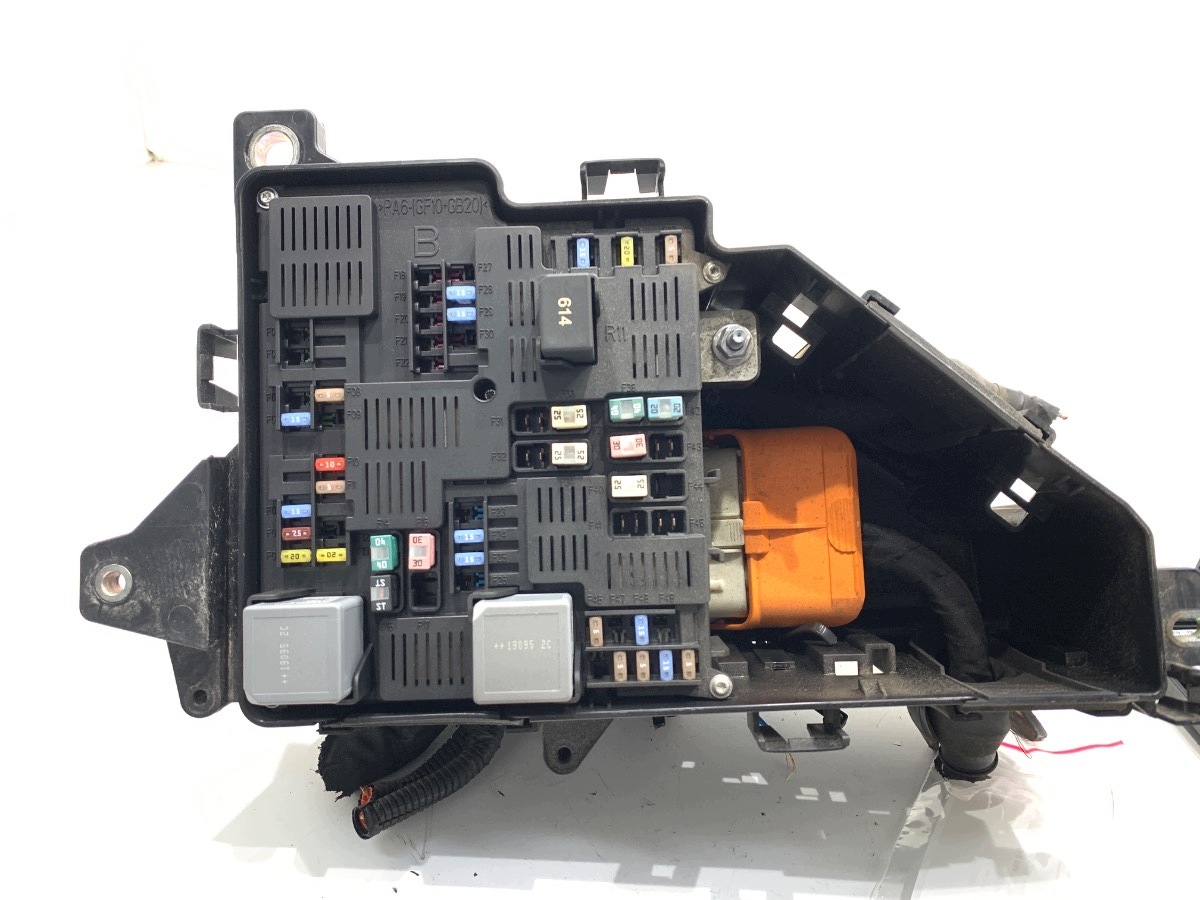 Sicherungskasten Volvo V60 II 31398001 image 3