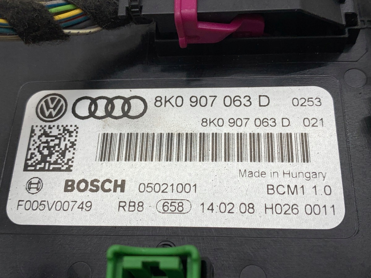 Módulo Confort Audi A4 B8 8K0907063D Usado image 4