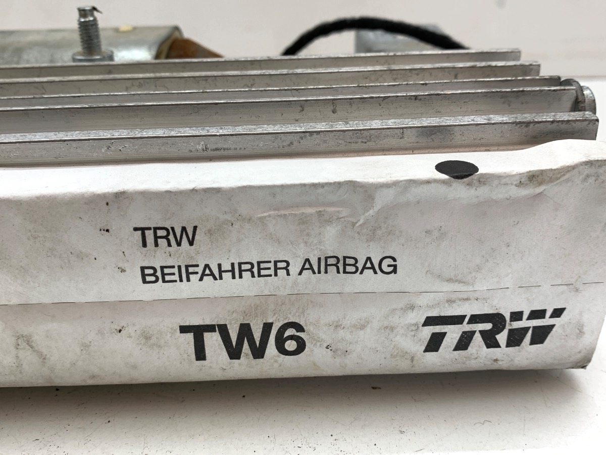 Airbag Beifahrer VW Transporter T5 7H1880202C OEM image 3