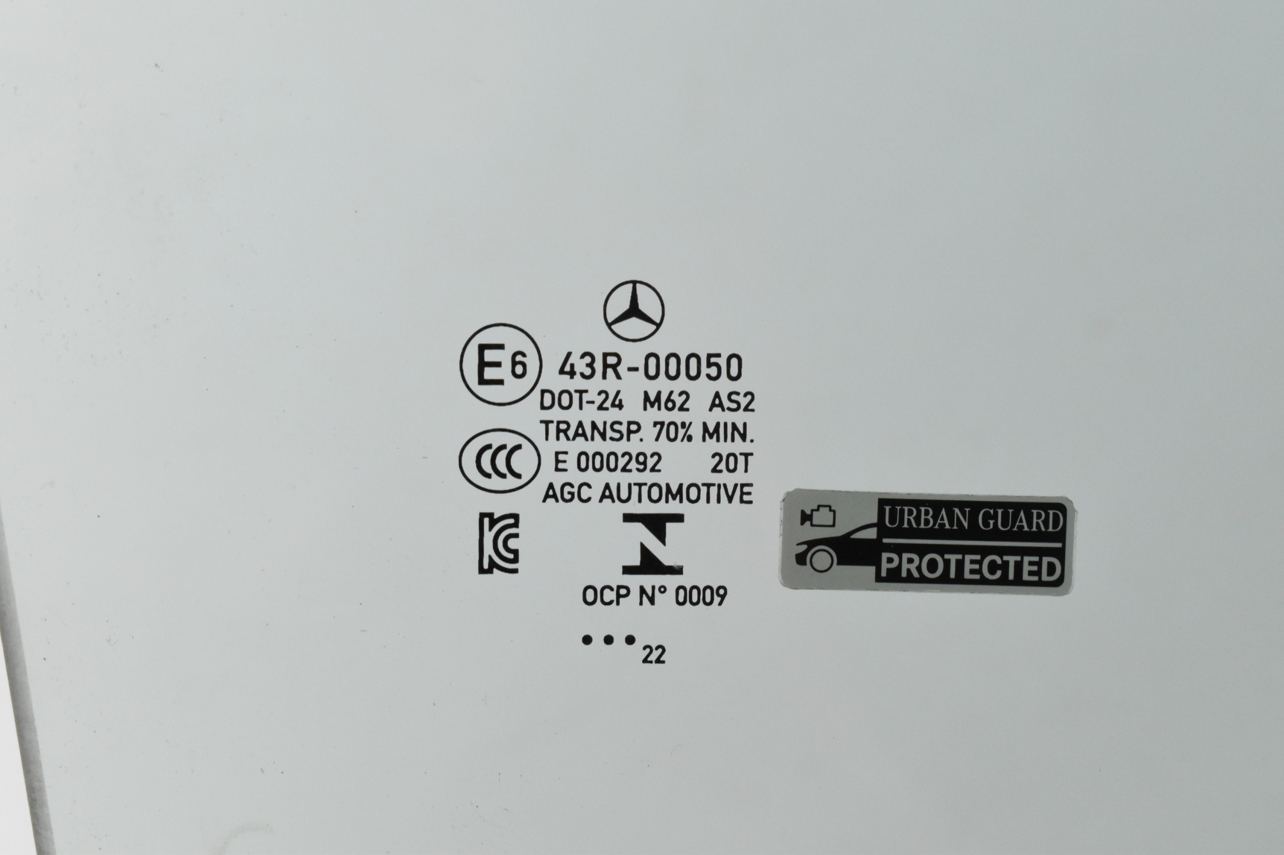 Vitre de porte avant droite Mercedes X243 EQB A2437250200 image 4