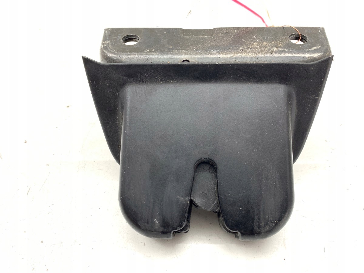 Serrure hayon Audi A4 B6 8E9827520 LORK-155-16049