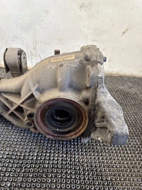 Differential bakaxel MERCEDES E W212 2123509804 image 3
