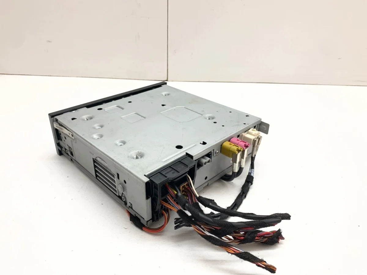 Lecteur Navigation Skoda Octavia III 5Q0035840A image 3