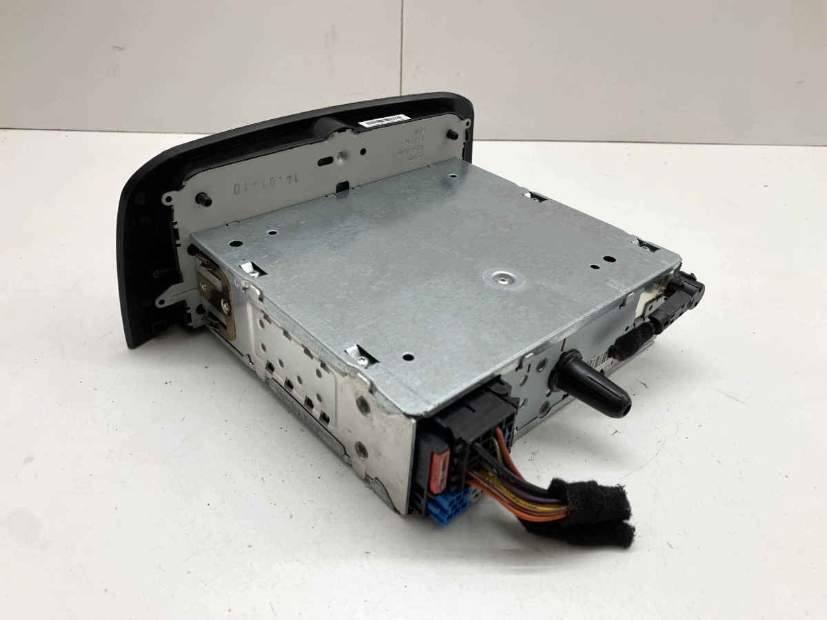 Radio Fiat Punto Evo 7355014090 Gebraucht image 3