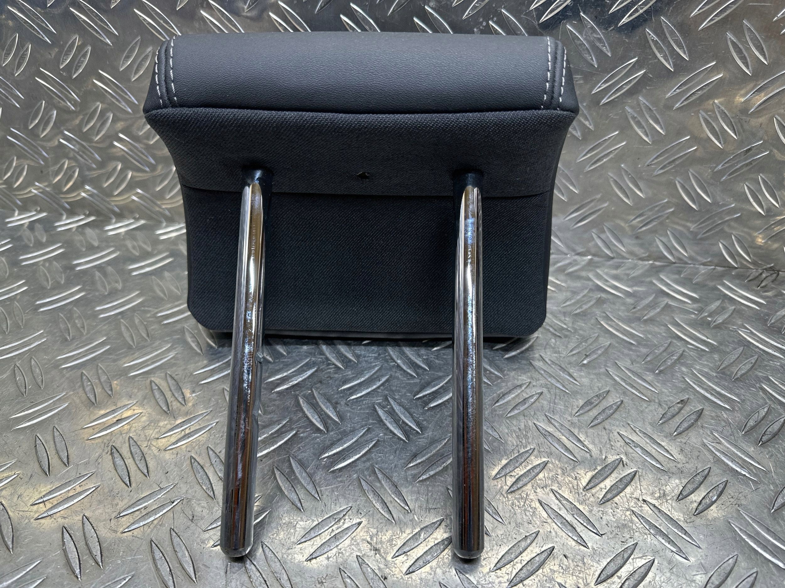 Peugeot 3008 I Kopfstütze hinten OEM DLA17082 image 4