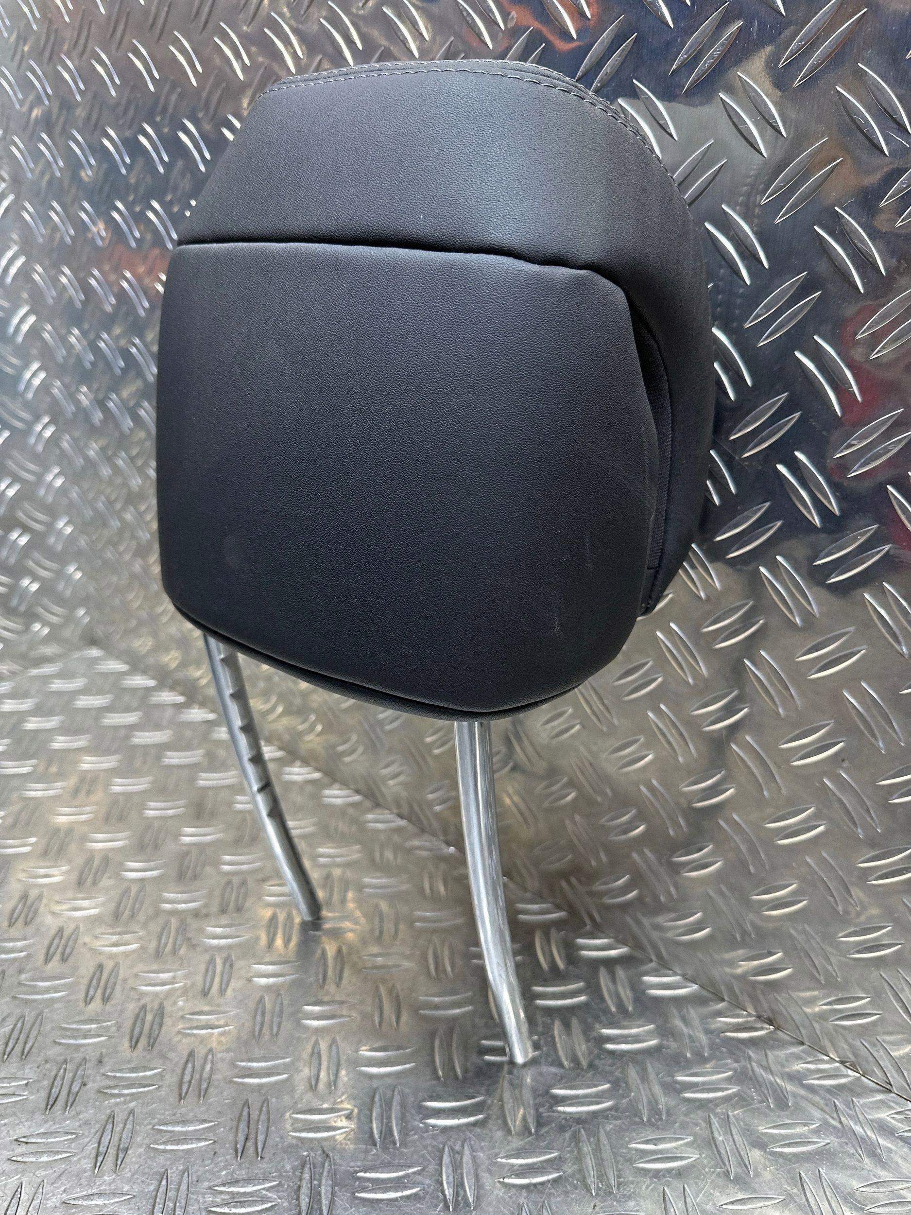 Peugeot 3008 I Kopfstütze vorne OEM DLA17078 image 3