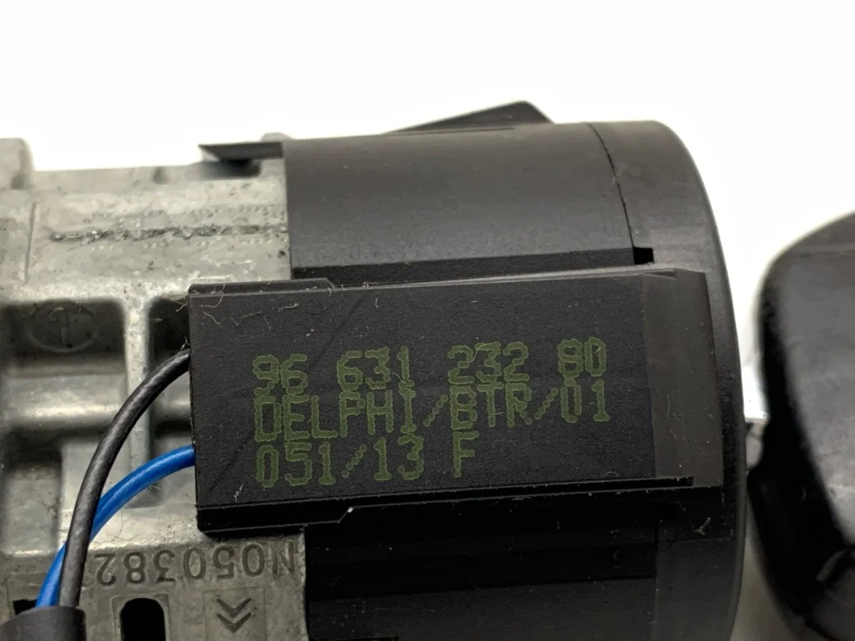 Ignition Switch Citroen C-Elysee N0503823 Used image 3