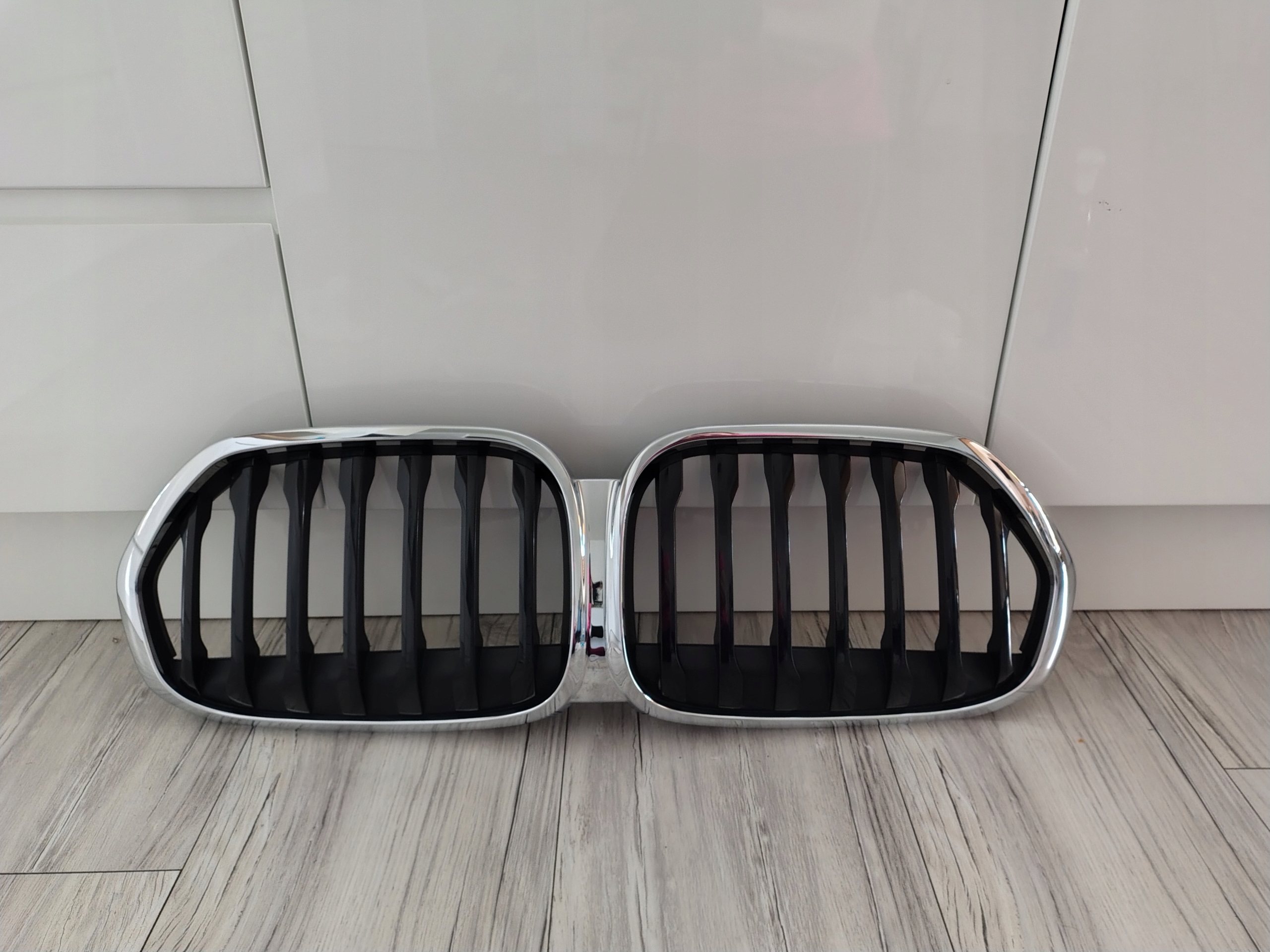 Kühlergrill BMW X1 F48 LIFT 8493451 image 3