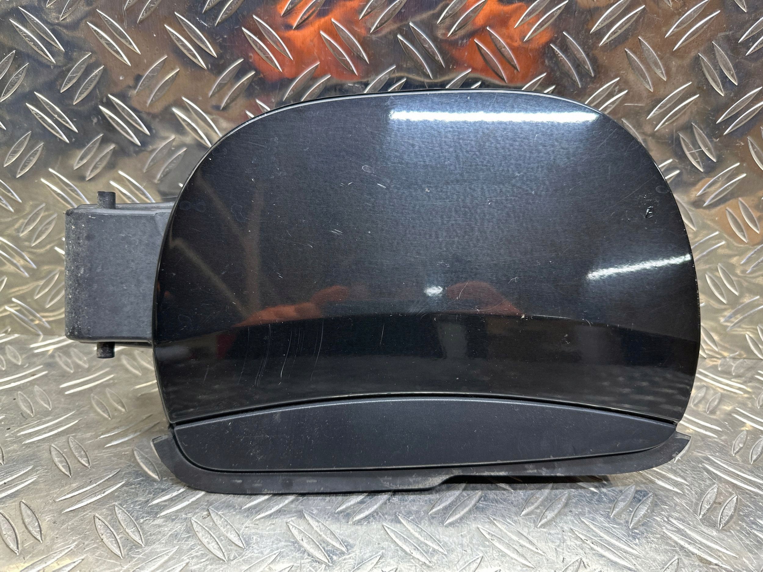 Klappe Kraftstofftank CITROEN C4 CACTUS 9819475080 image 2