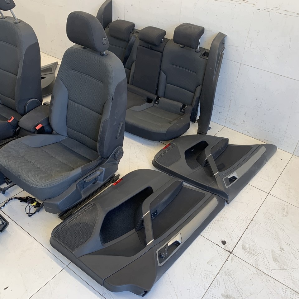 Sitzbank komplett mit Verkleidungen VW Golf 7 Variant 5G image 3