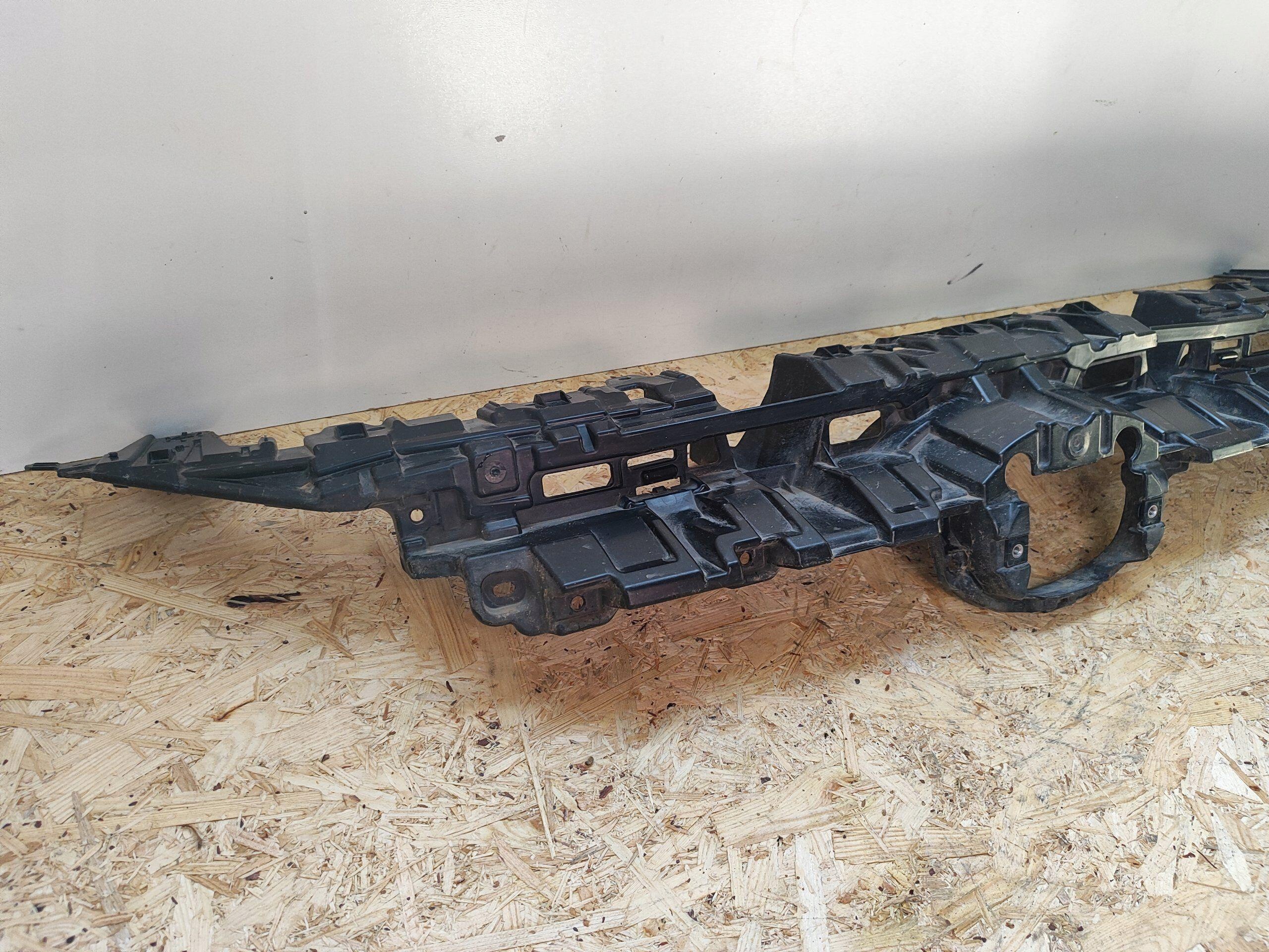 Grelha Toyota RAV4 2018- Usada OEM image 4