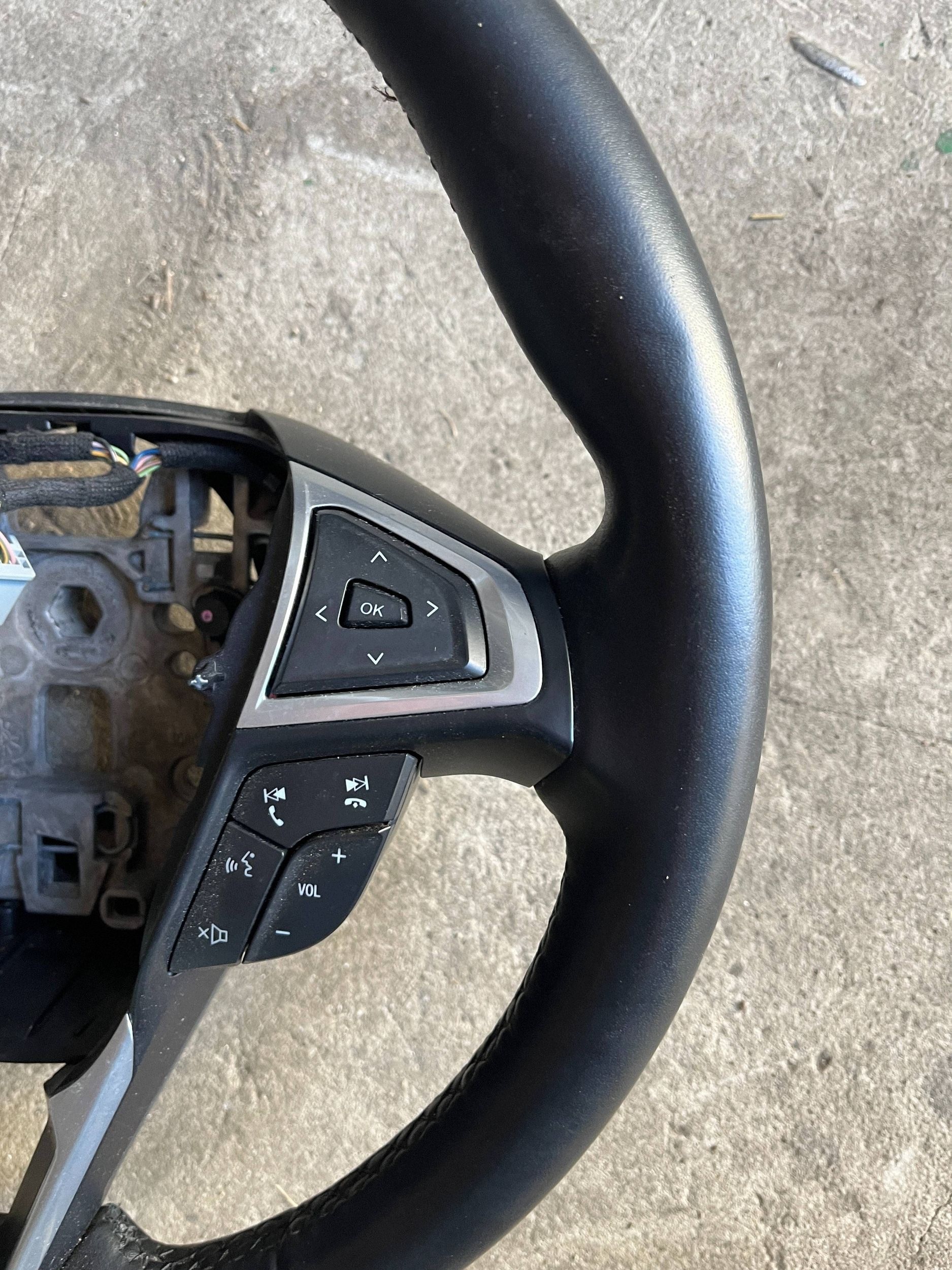Lenkrad Ford Mondeo MK5 OEM GEY6449 image 4