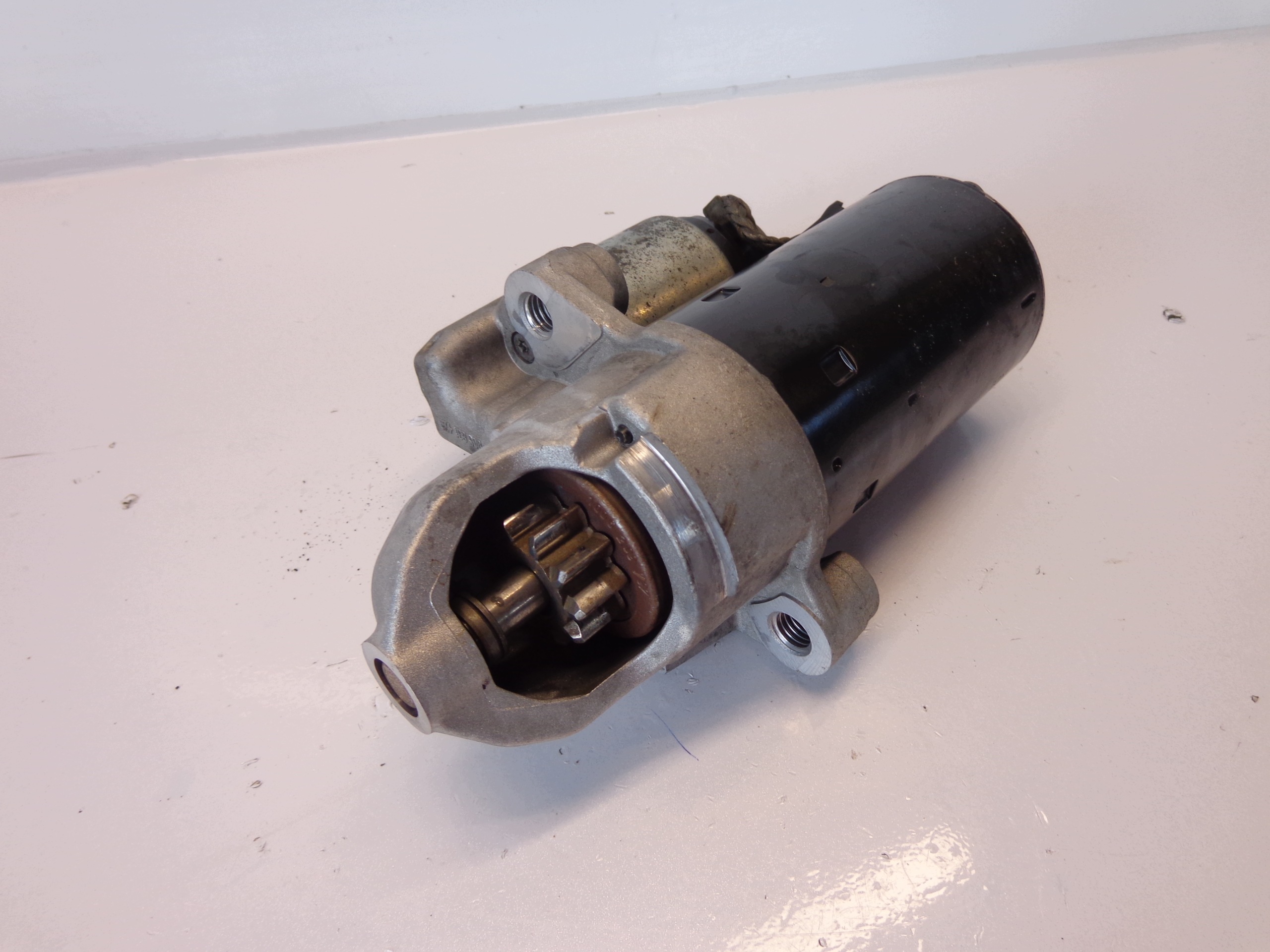 Audi A6 C6 3.0 TFSI Motor de Arranque Bosch image 4