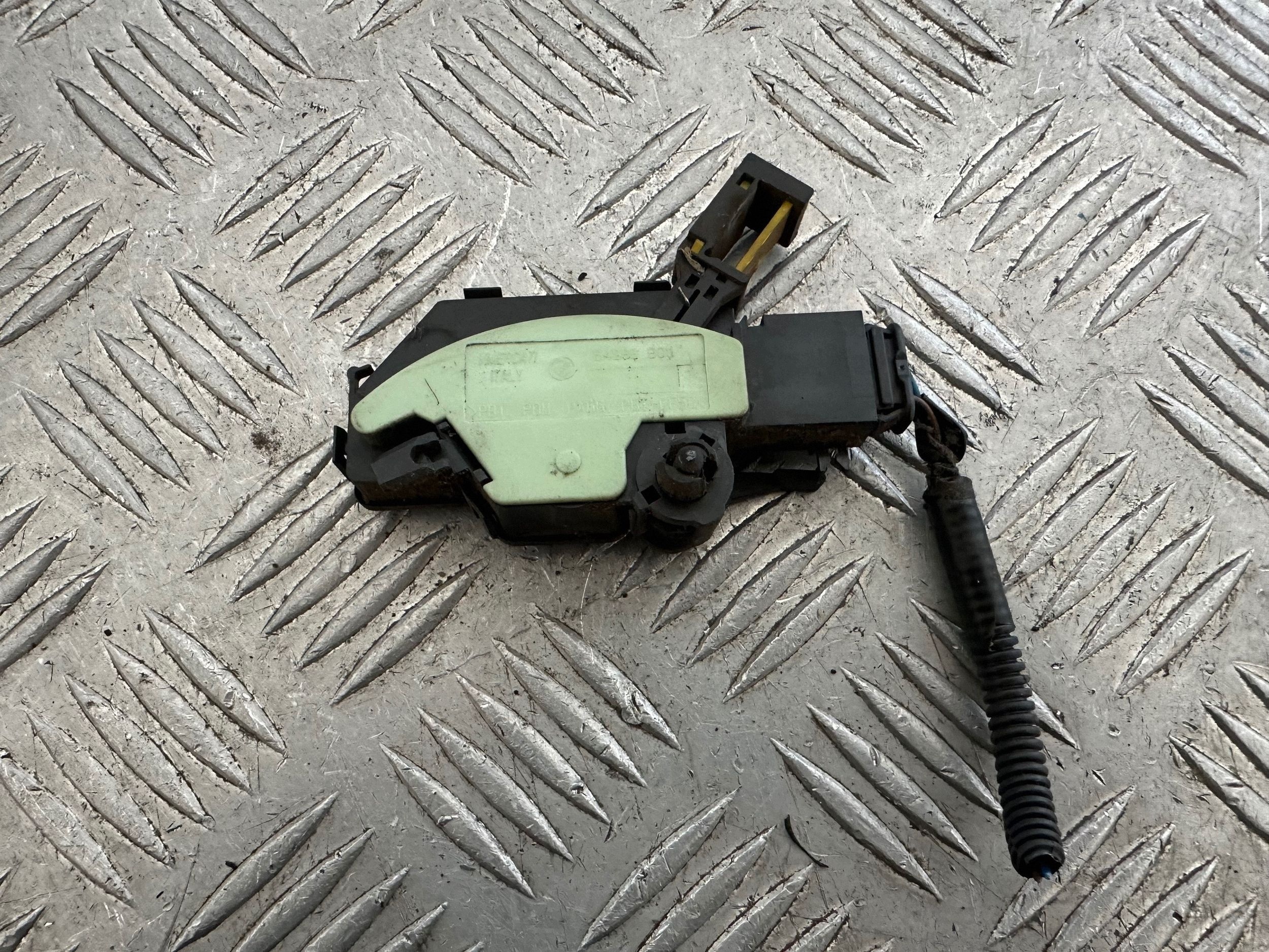Citroen Nemo 1.3HDI Koppeling Sensor 00505084790 image 8